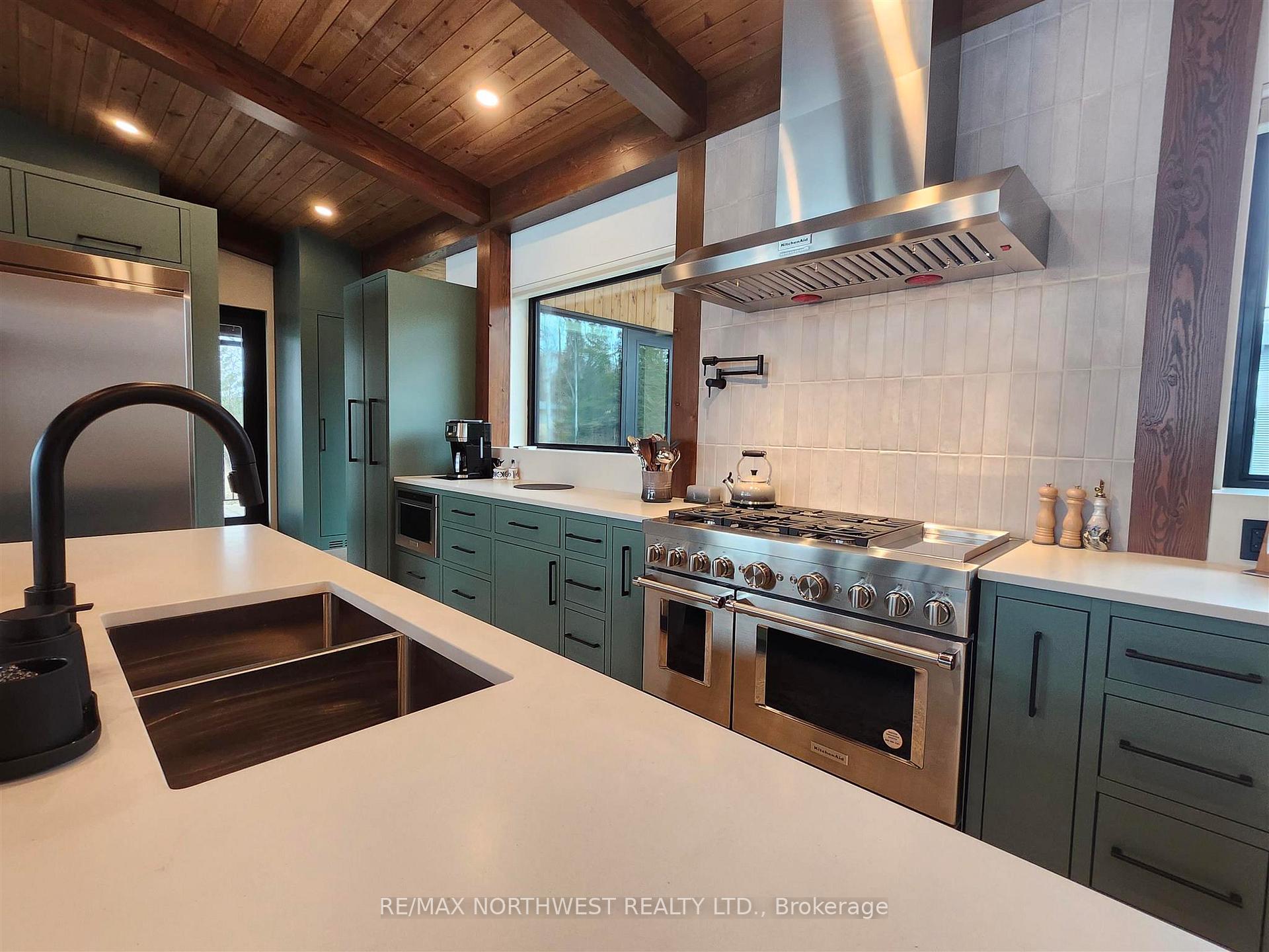 Photo 10 of 122 Sedesky Road, Kenora, Central — HOMEH