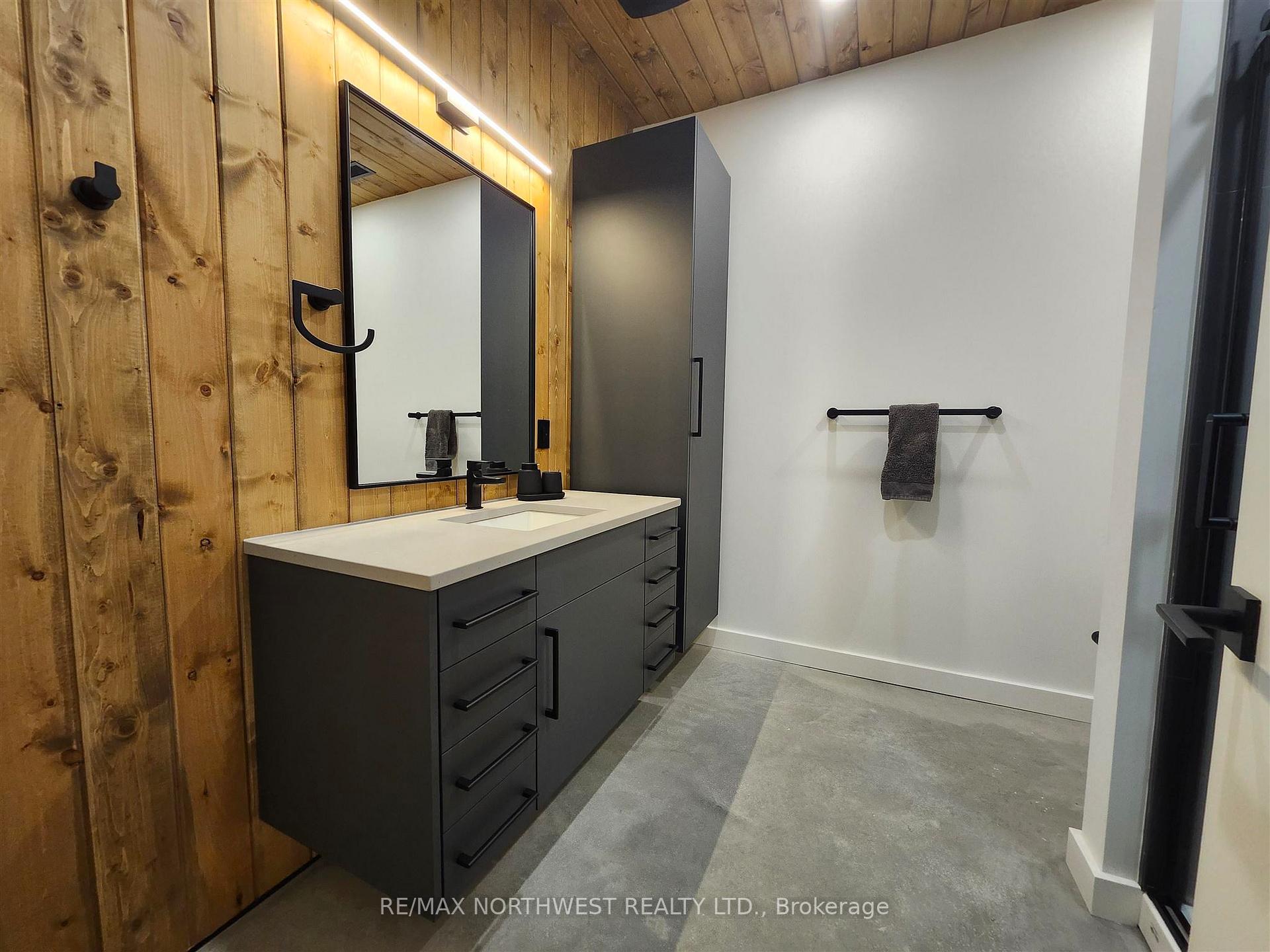 Photo 30 of 122 Sedesky Road, Kenora, Central — HOMEH