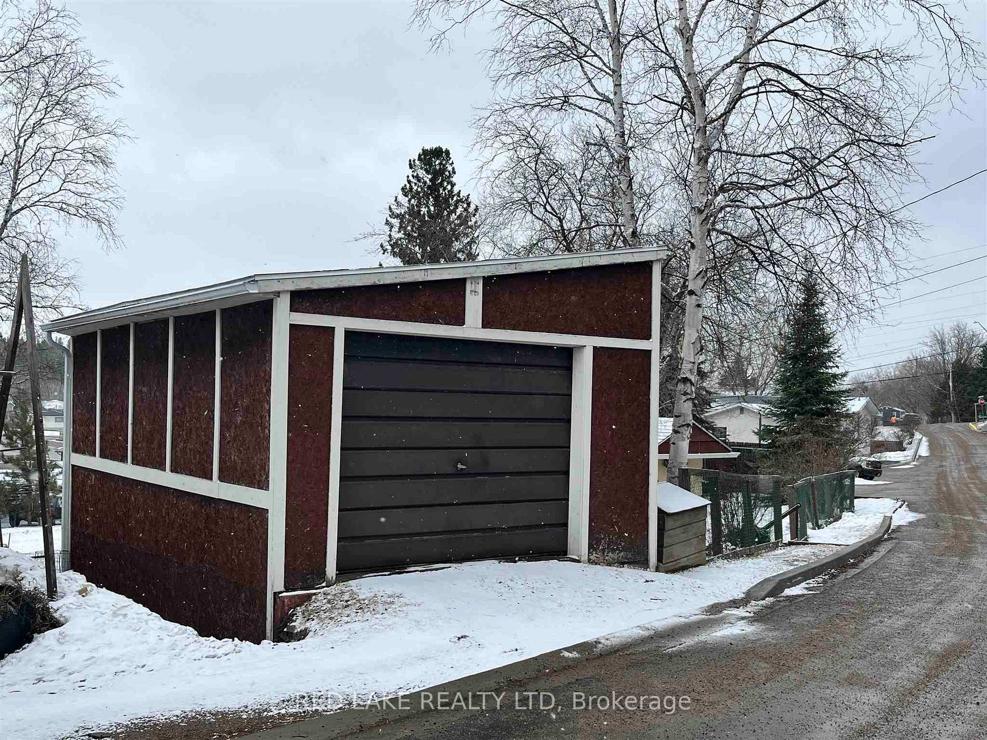 Photo 3 of 4 Kenora Road, Red Lake — HOMEH