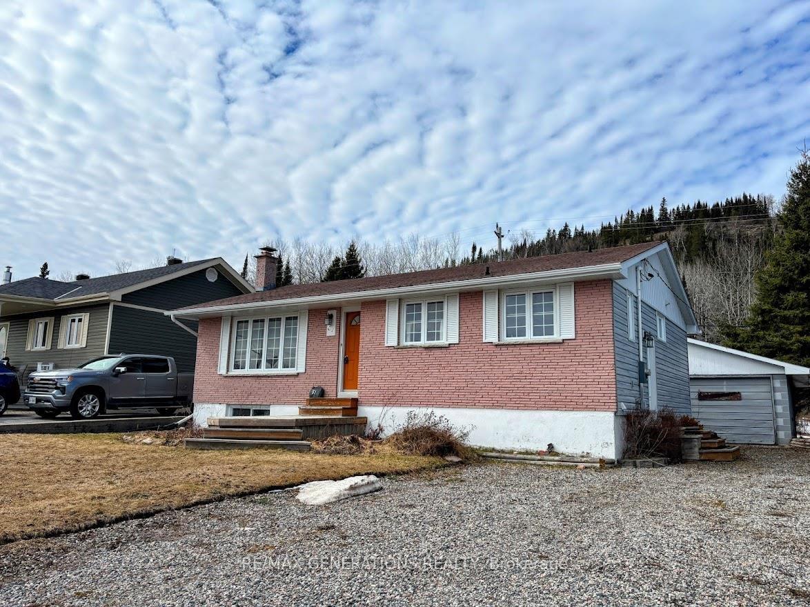 Photo 1 of 57 Warbler Drive, Manitouwadge — HOMEH