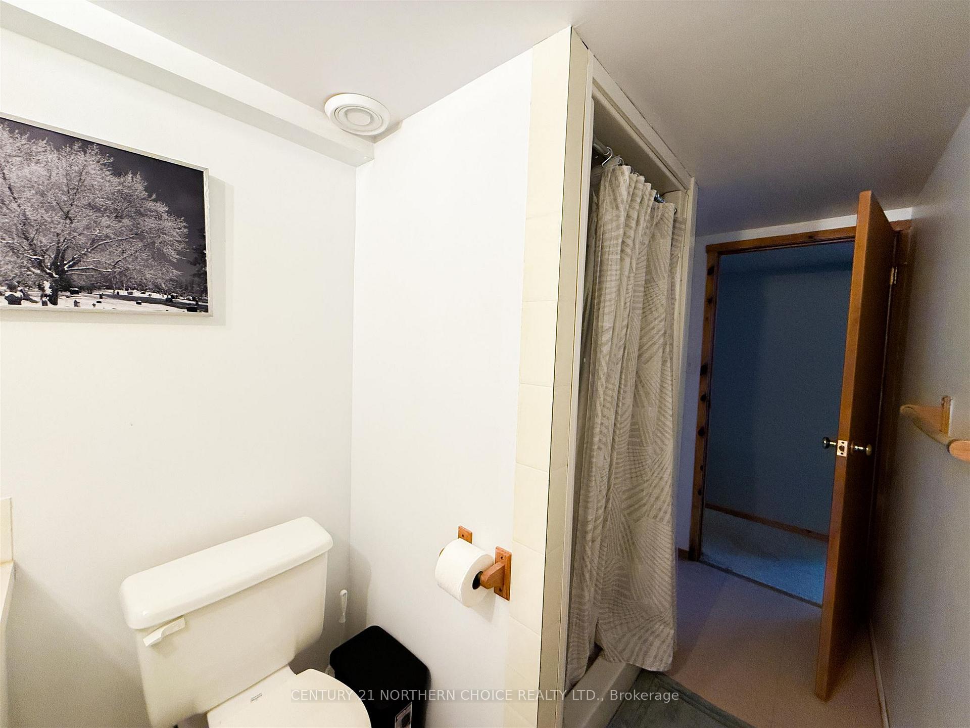 Photo 38 of 215 Front Street, Kenora, Keewatin — HOMEH