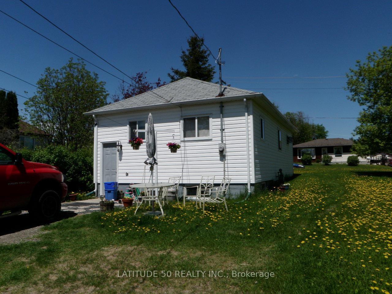 Photo 2 of 186 First Street, Dryden, Hillcrest — HOMEH