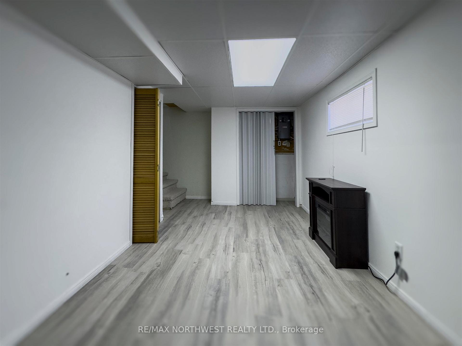 Photo 23 of 419 Sixth Ave South, Kenora, Lakeside — HOMEH