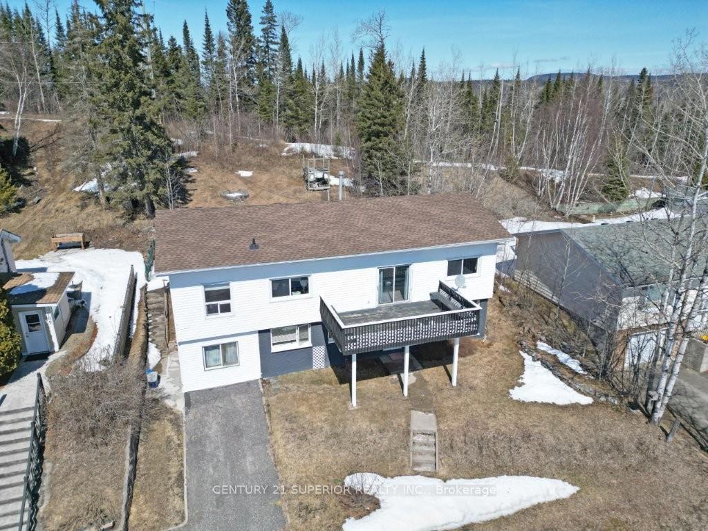 Photo 2 of 103 McKirdy Ave, Nipigon — HOMEH