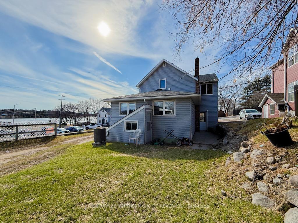 Photo 31 of 311 Fourth Avenue South, Kenora, Downtown — HOMEH