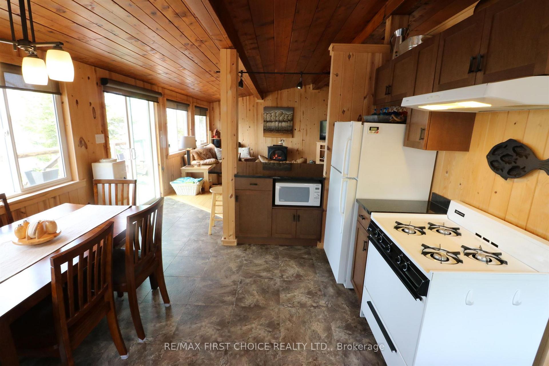 Photo 8 of S756 Corkscrew Island, Kenora Remote Area, Lake of the Woods West — HOMEH