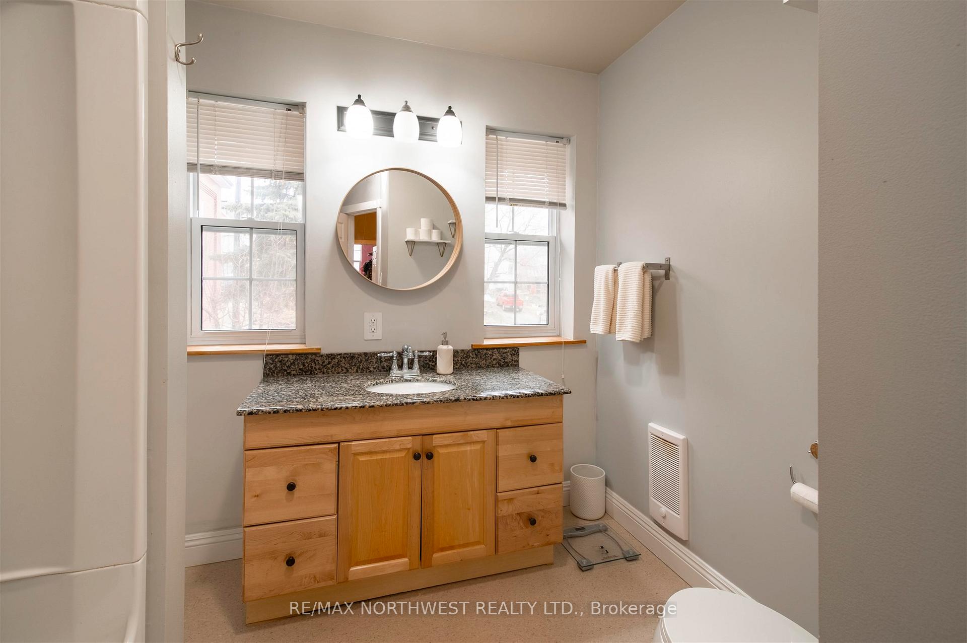 Photo 16 of 322 First Street N, Kenora, North End — HOMEH