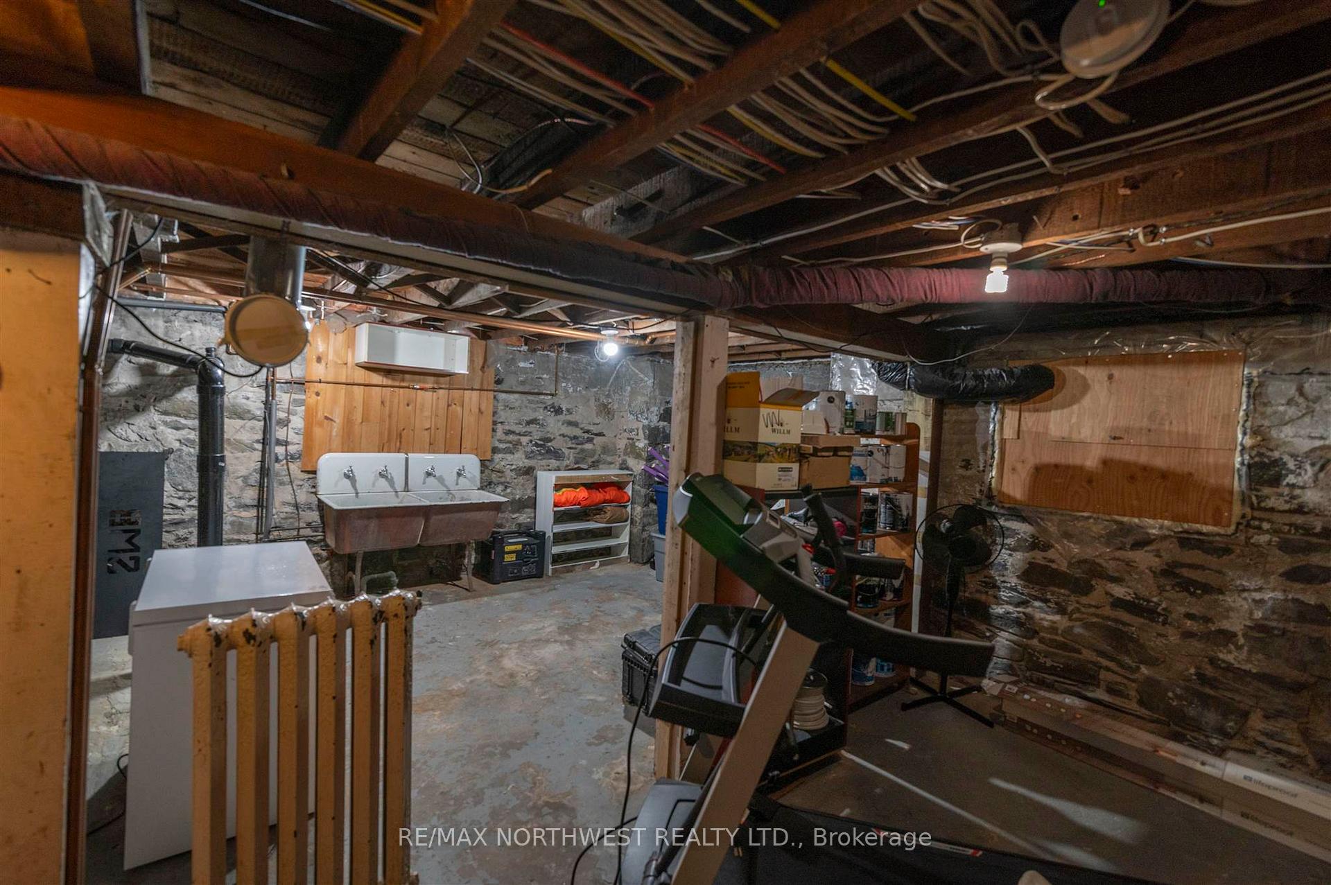 Photo 35 of 322 First Street N, Kenora, North End — HOMEH