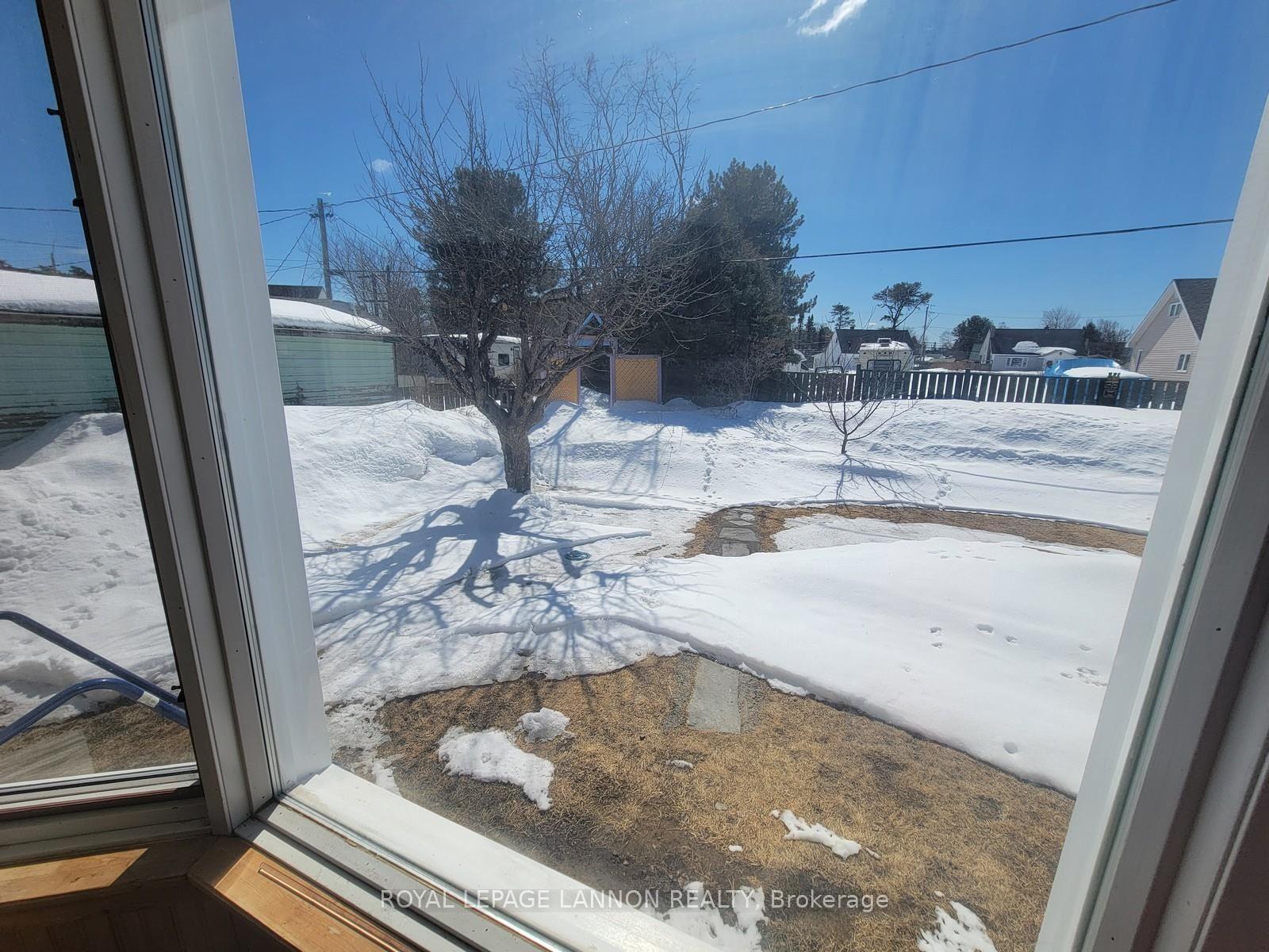 Photo 18 of 20 Pine Crescent, Terrace Bay — HOMEH