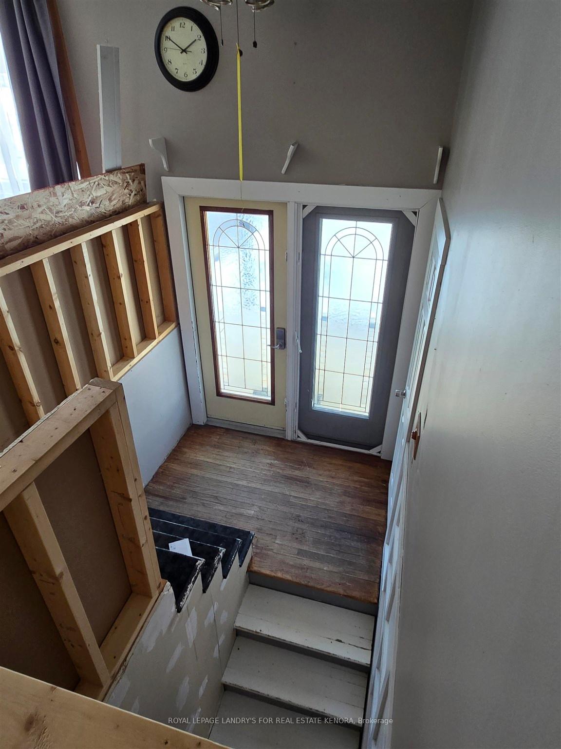 Photo 9 of 633 Eighth Avenue S, Kenora, Lakeside — HOMEH