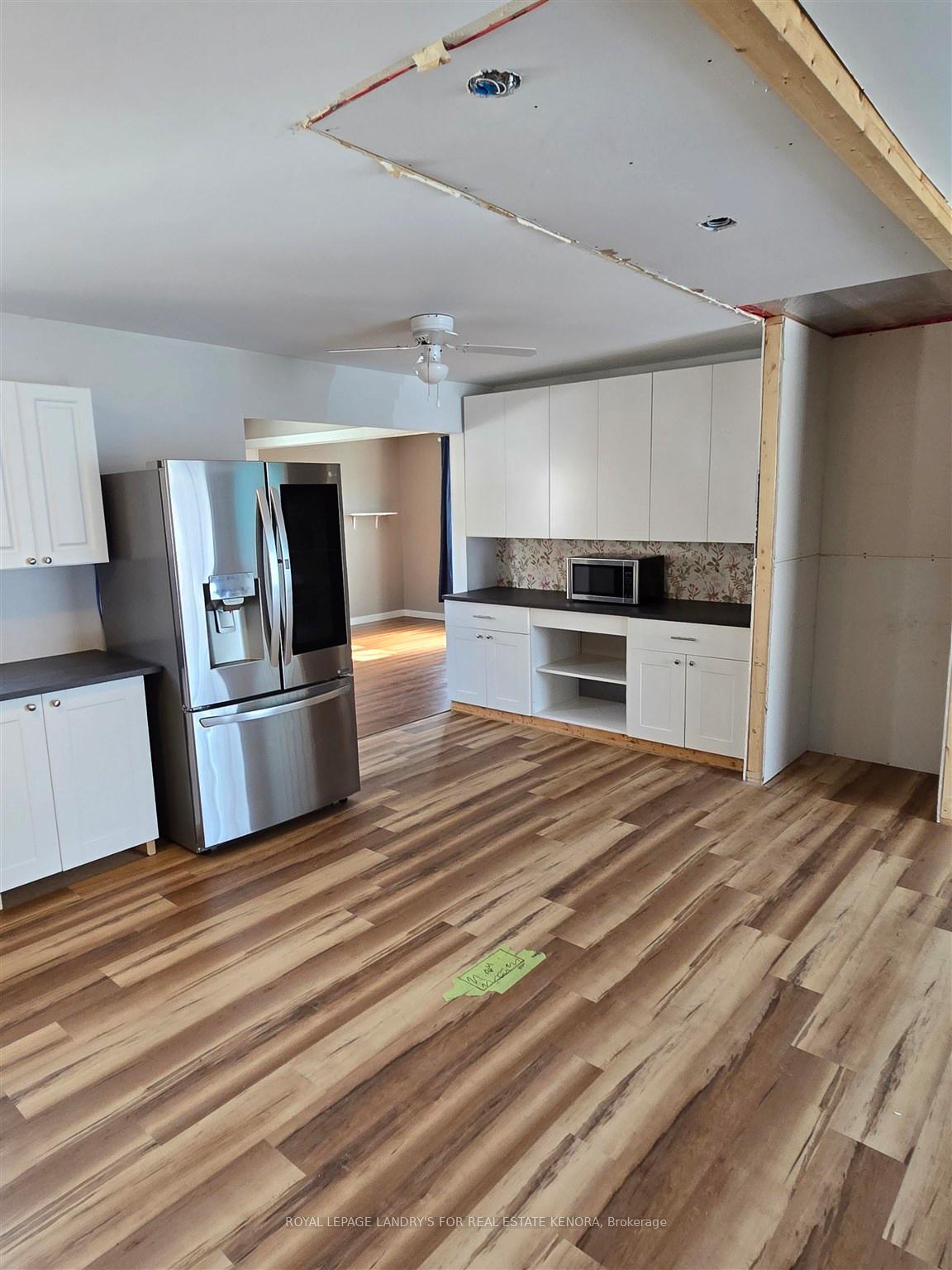 Photo 12 of 633 Eighth Avenue S, Kenora, Lakeside — HOMEH