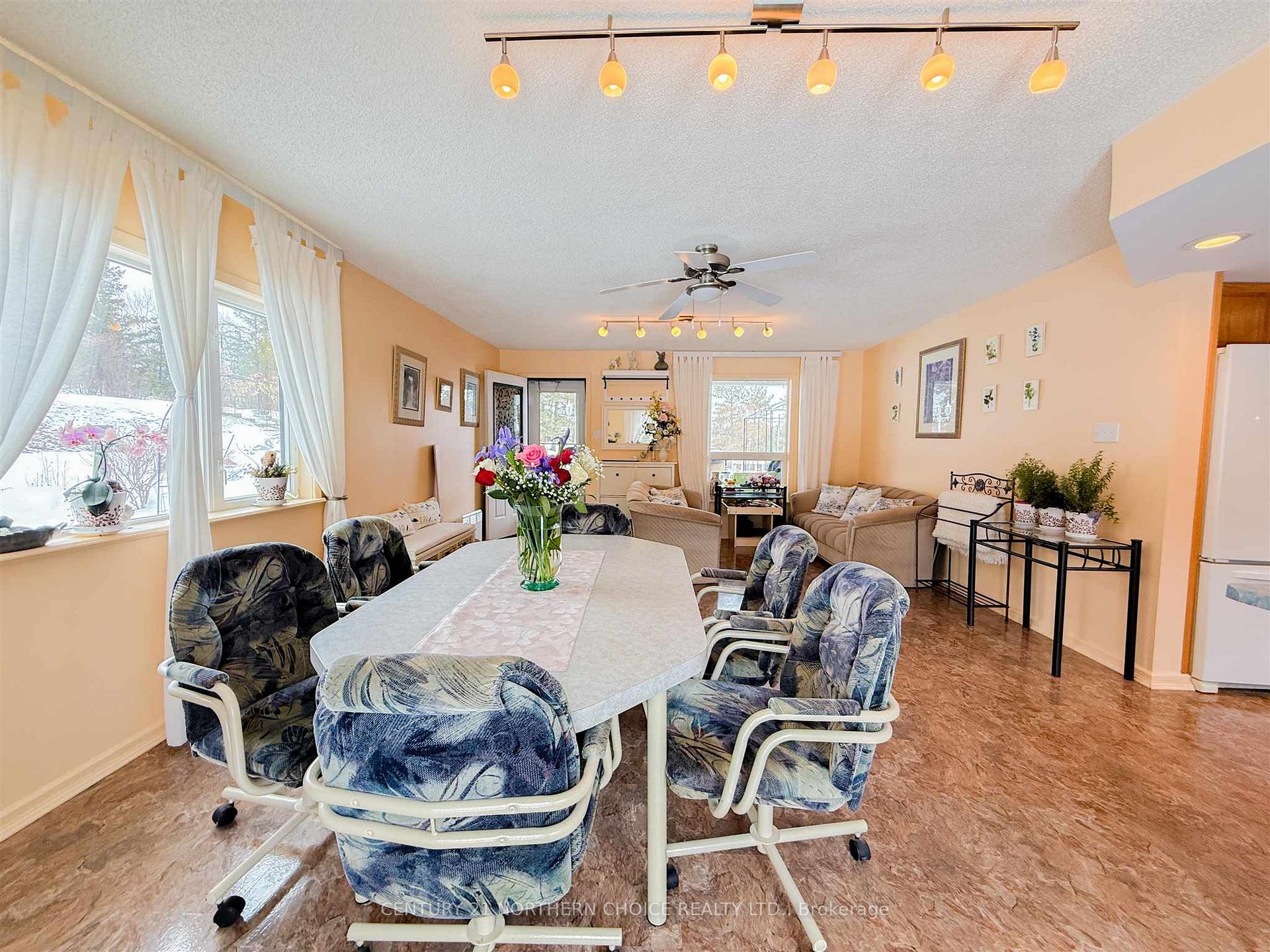 Photo 6 of 183 Ritchie Road, Kenora, Rabbit Lake — HOMEH