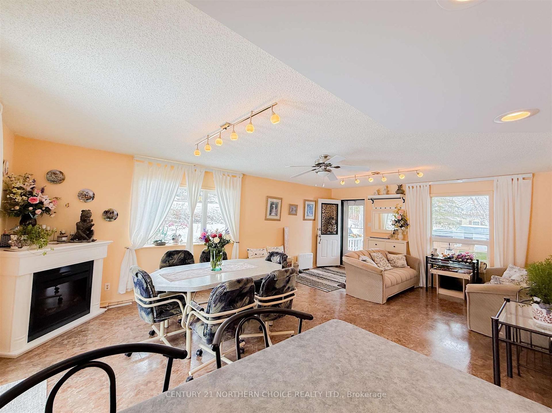Photo 7 of 183 Ritchie Road, Kenora, Rabbit Lake — HOMEH