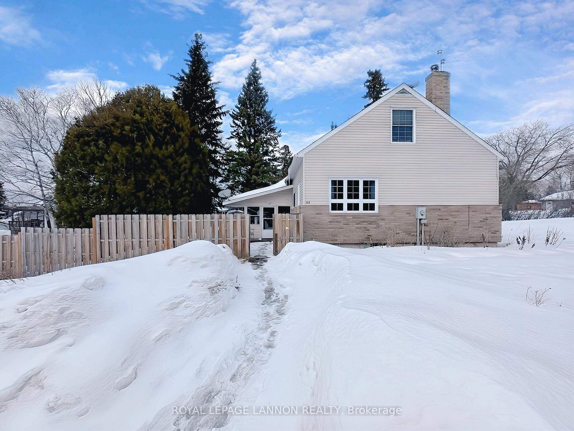 Photo 1 of 102 Park Drive, Greenstone — HOMEH