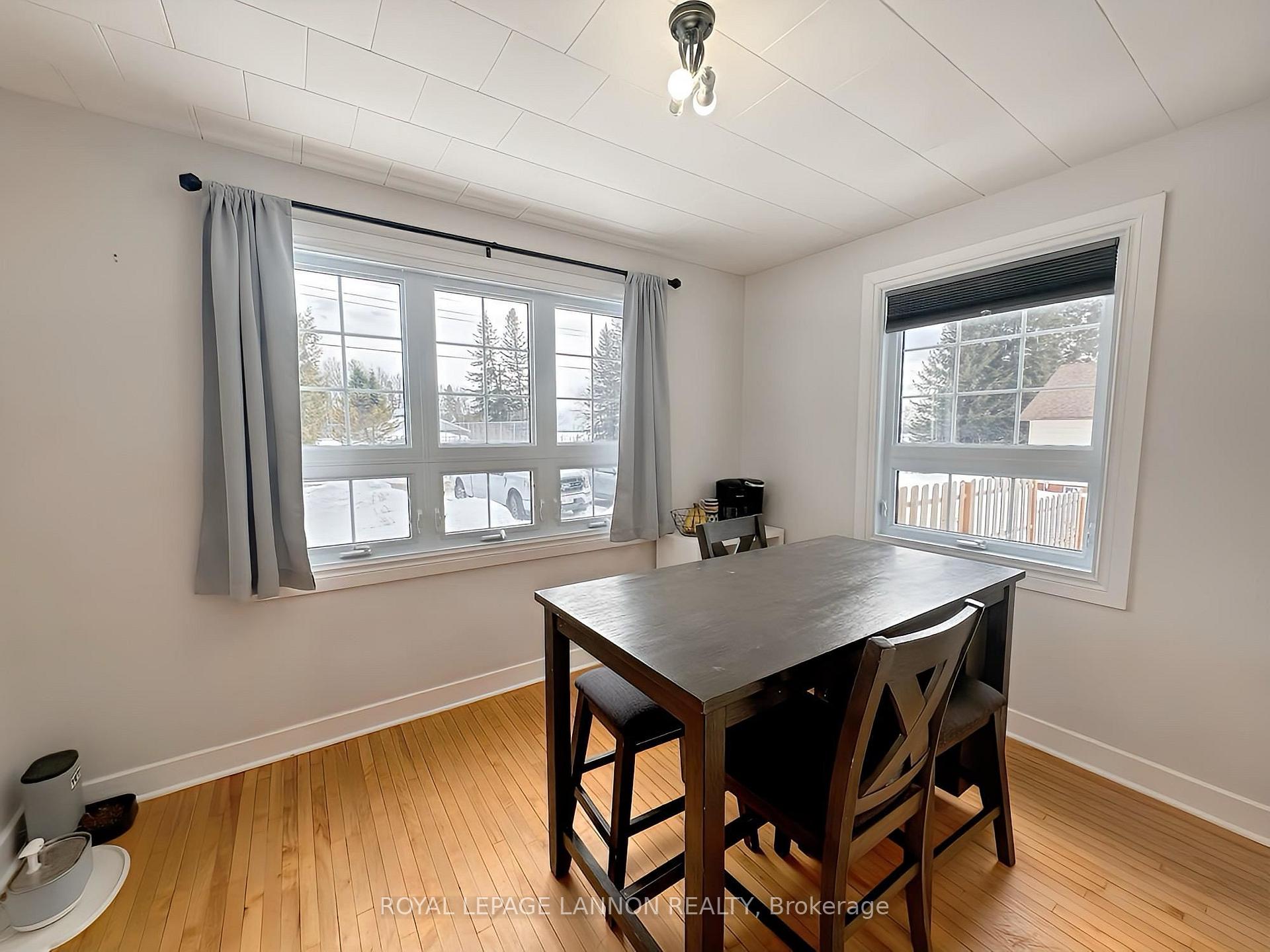 Photo 7 of 102 Park Drive, Greenstone — HOMEH