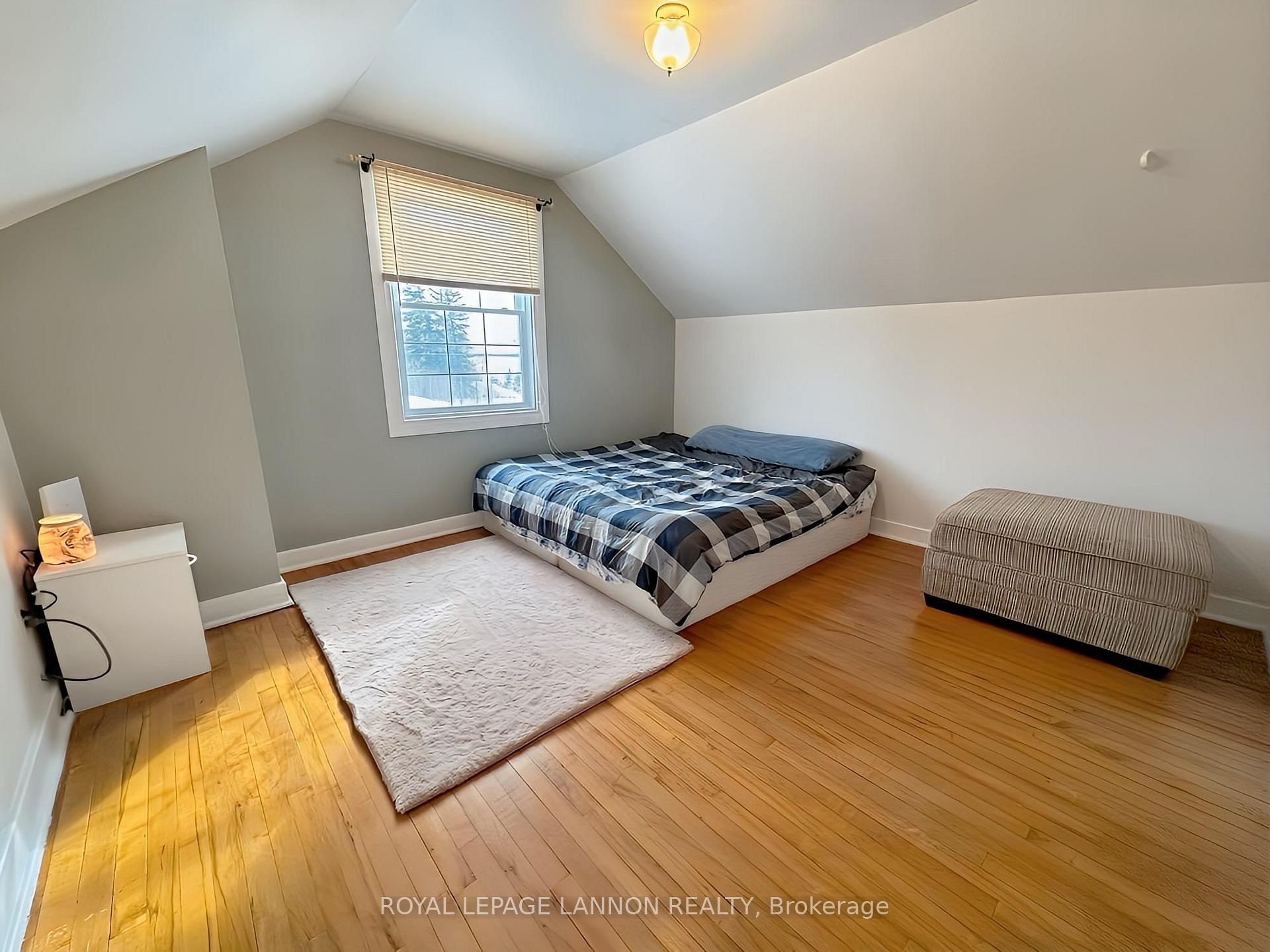 Photo 15 of 102 Park Drive, Greenstone — HOMEH