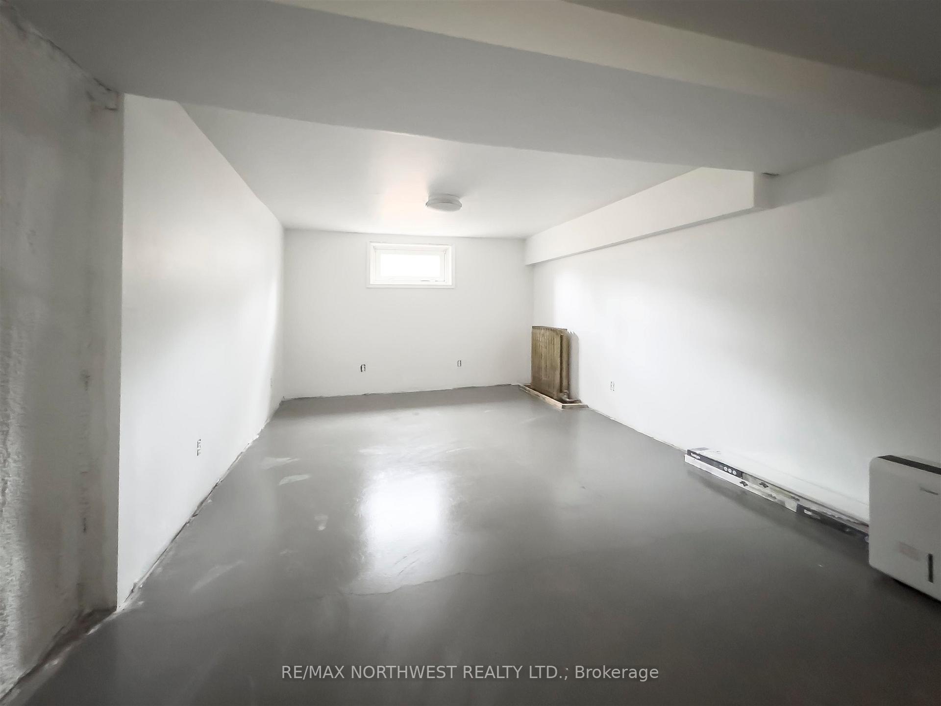 Photo 12 of 545 Second Avenue S, Kenora, Lakeside — HOMEH