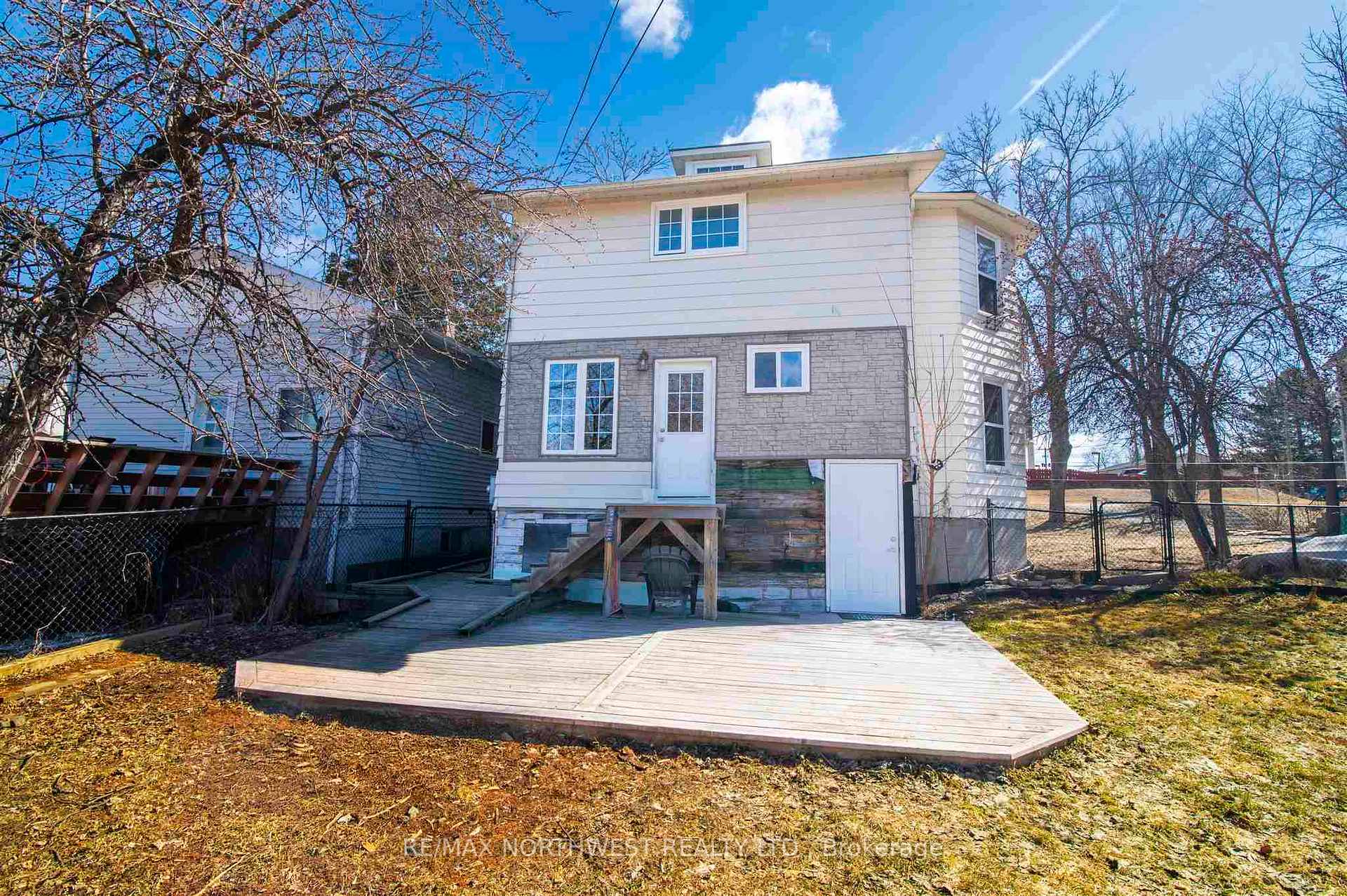 Photo 17 of 545 Second Avenue S, Kenora, Lakeside — HOMEH