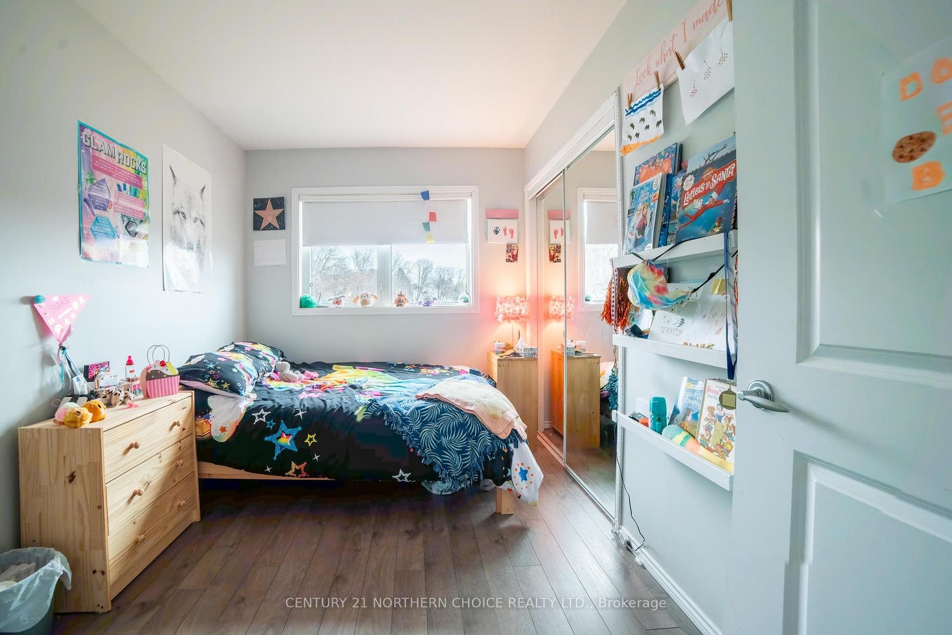 Photo 29 of 709 Thirteenth Avenue N, Kenora, Evergreen — HOMEH