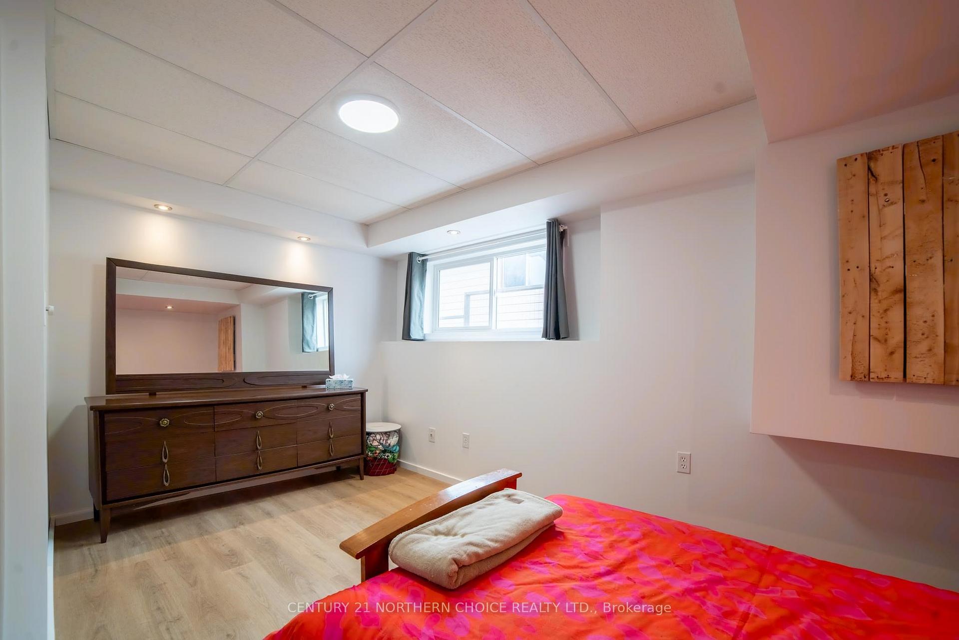 Photo 36 of 709 Thirteenth Avenue N, Kenora, Evergreen — HOMEH