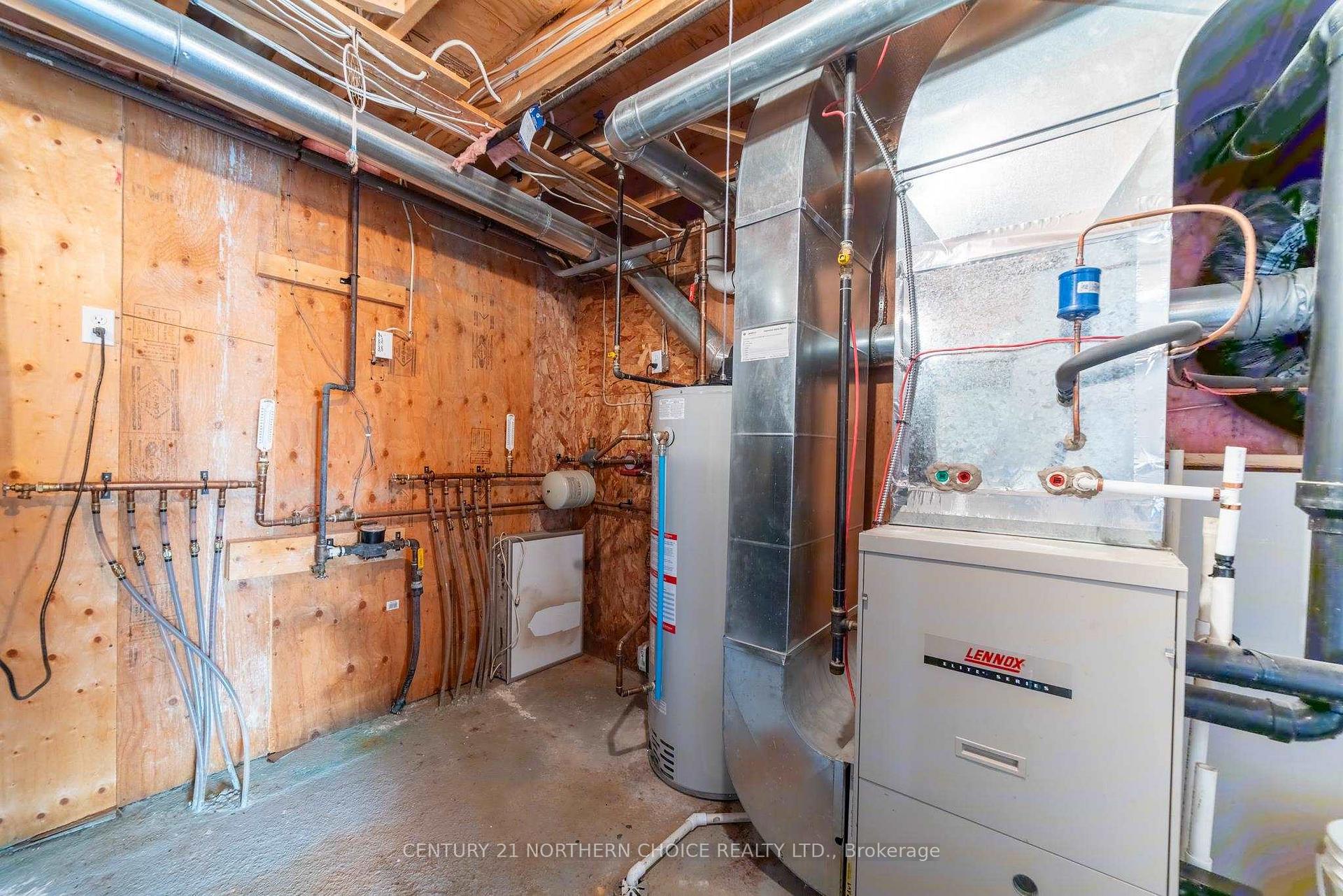Photo 38 of 709 Thirteenth Avenue N, Kenora, Evergreen — HOMEH