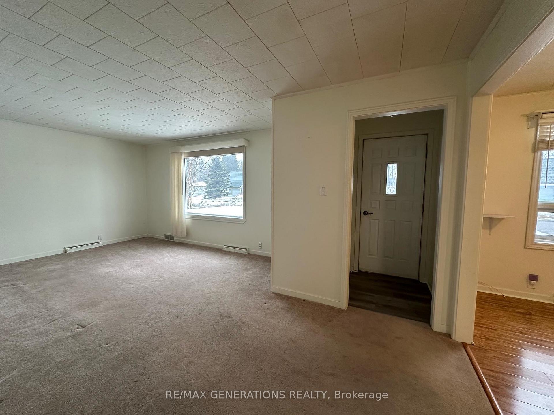 Photo 11 of 51 Laurier Drive, Terrace Bay — HOMEH