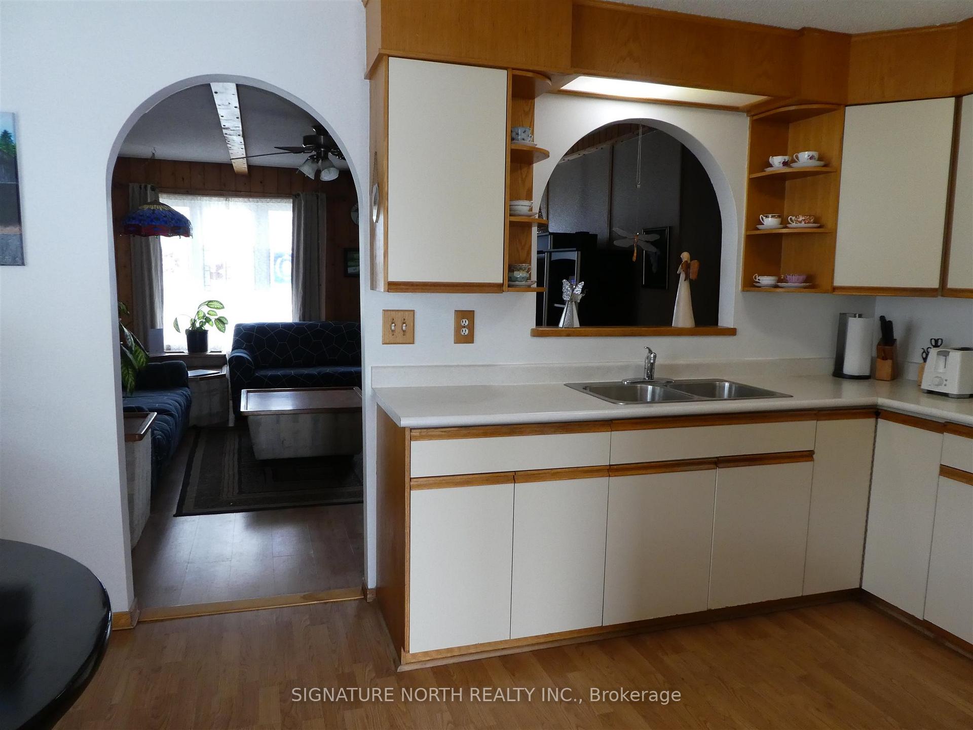 Photo 6 of 625 Main Street, Greenstone — HOMEH