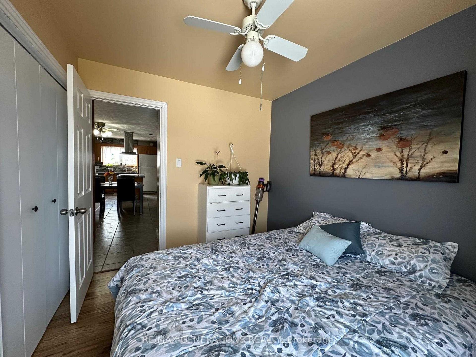 Photo 16 of 207 Winnipeg Street, Schreiber — HOMEH