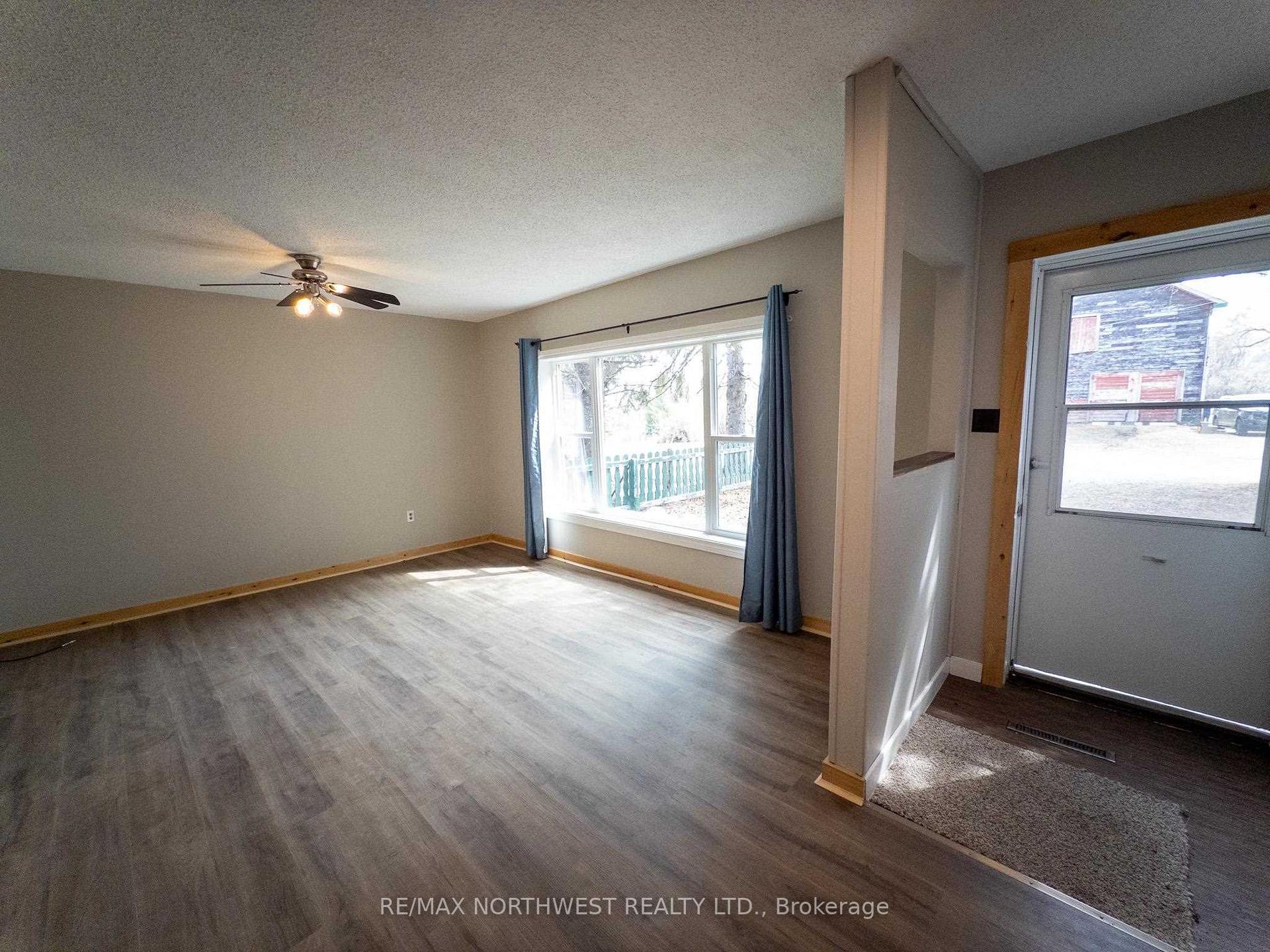 Photo 3 of 2 McQuillan Street, Kenora, Norman — HOMEH