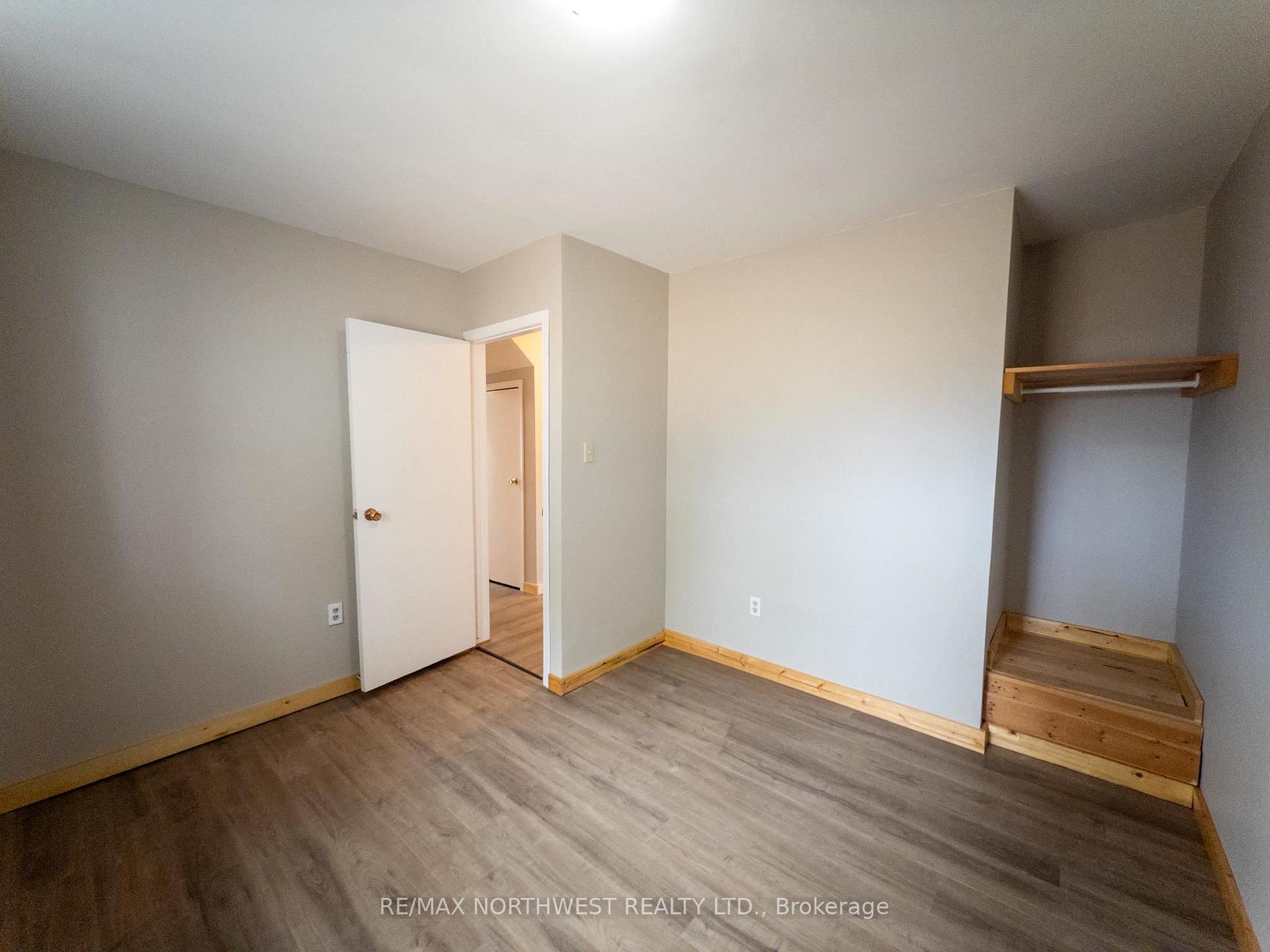 Photo 15 of 2 McQuillan Street, Kenora, Norman — HOMEH