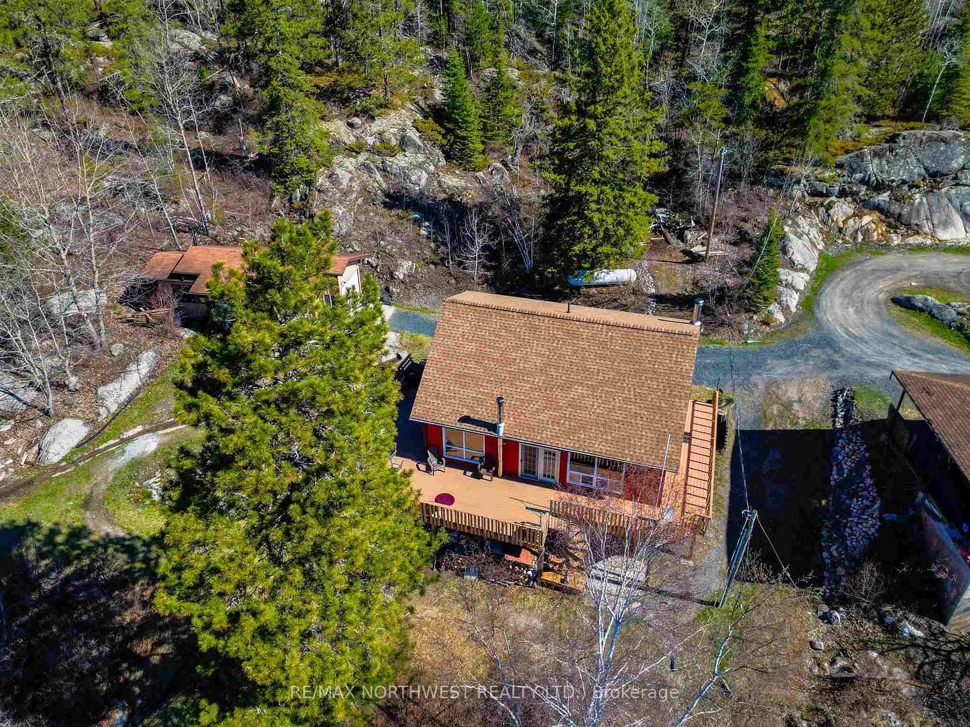 Photo 7 of 402 Birchgrove Road, Kenora Remote Area, East Of Kenora — HOMEH