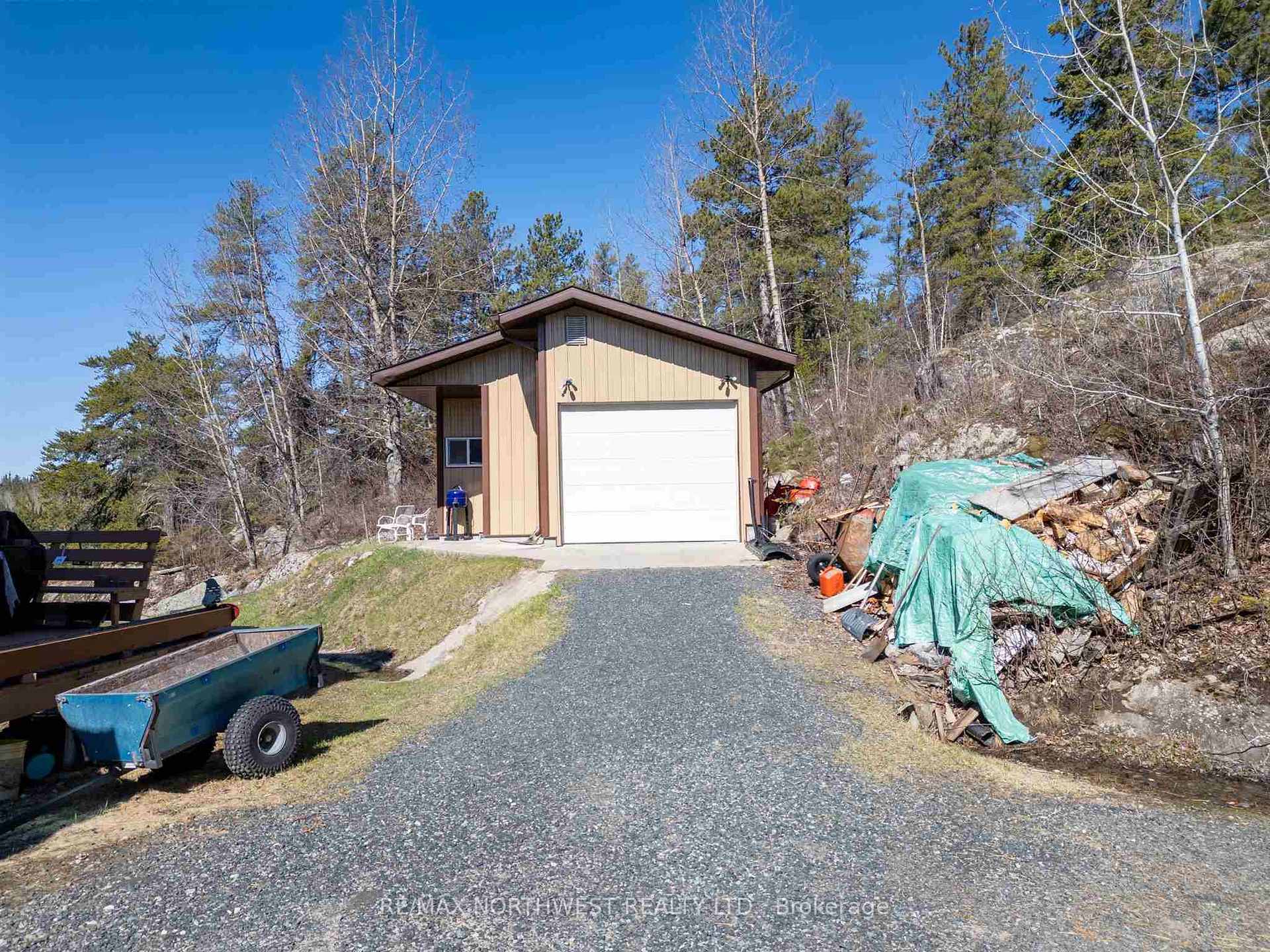 Photo 15 of 402 Birchgrove Road, Kenora Remote Area, East Of Kenora — HOMEH