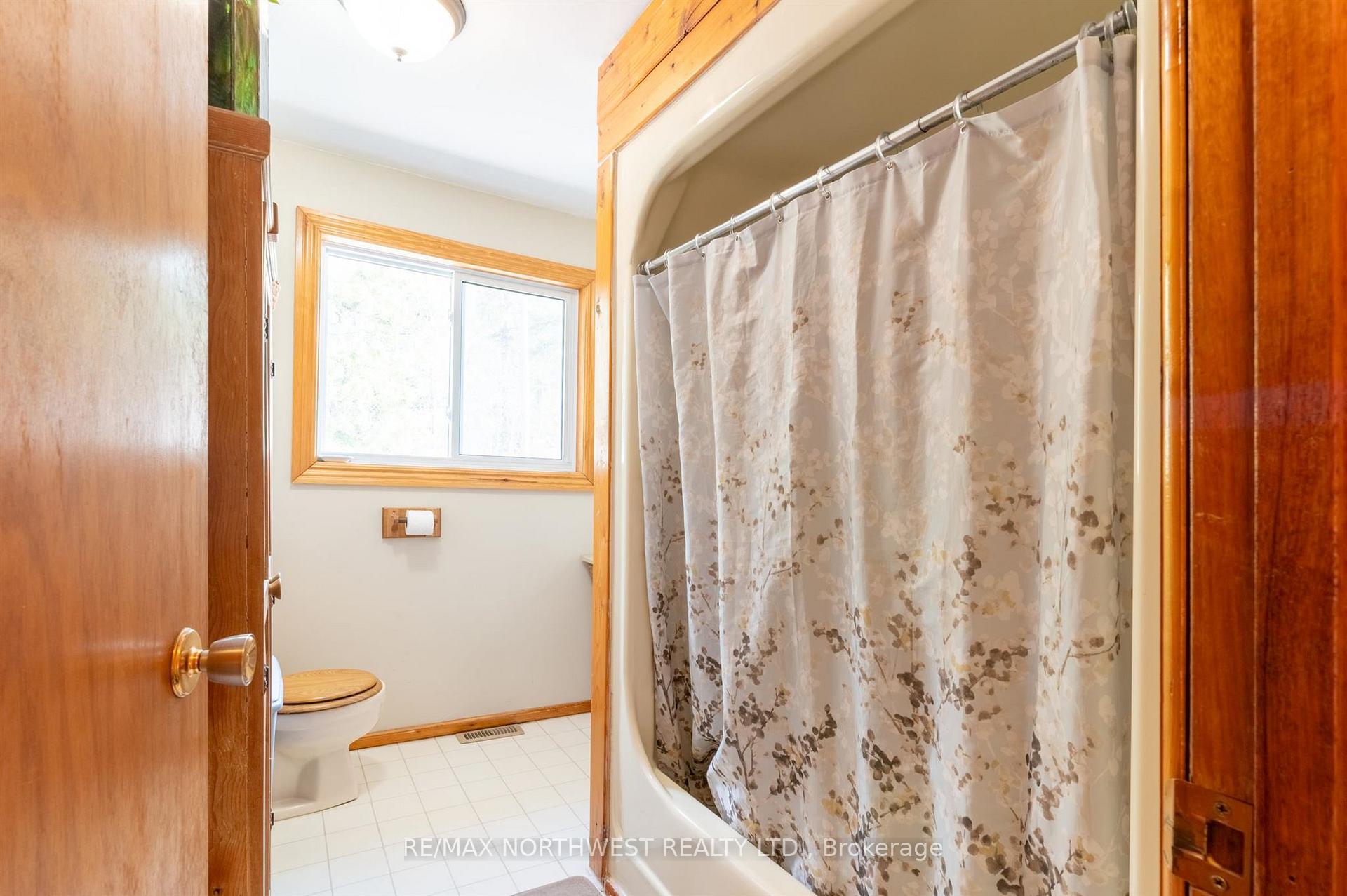 Photo 26 of 402 Birchgrove Road, Kenora Remote Area, East Of Kenora — HOMEH