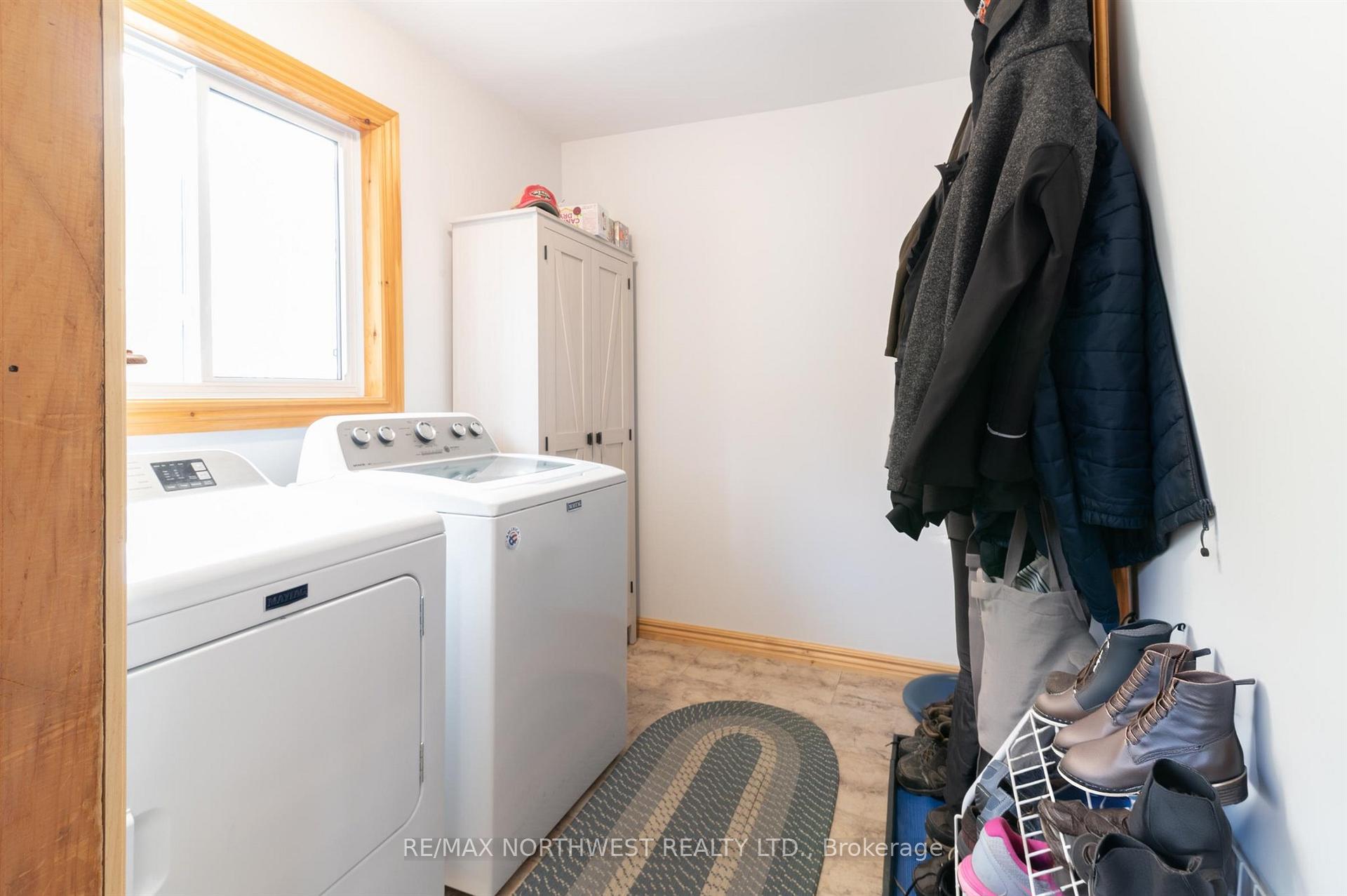 Photo 34 of 402 Birchgrove Road, Kenora Remote Area, East Of Kenora — HOMEH