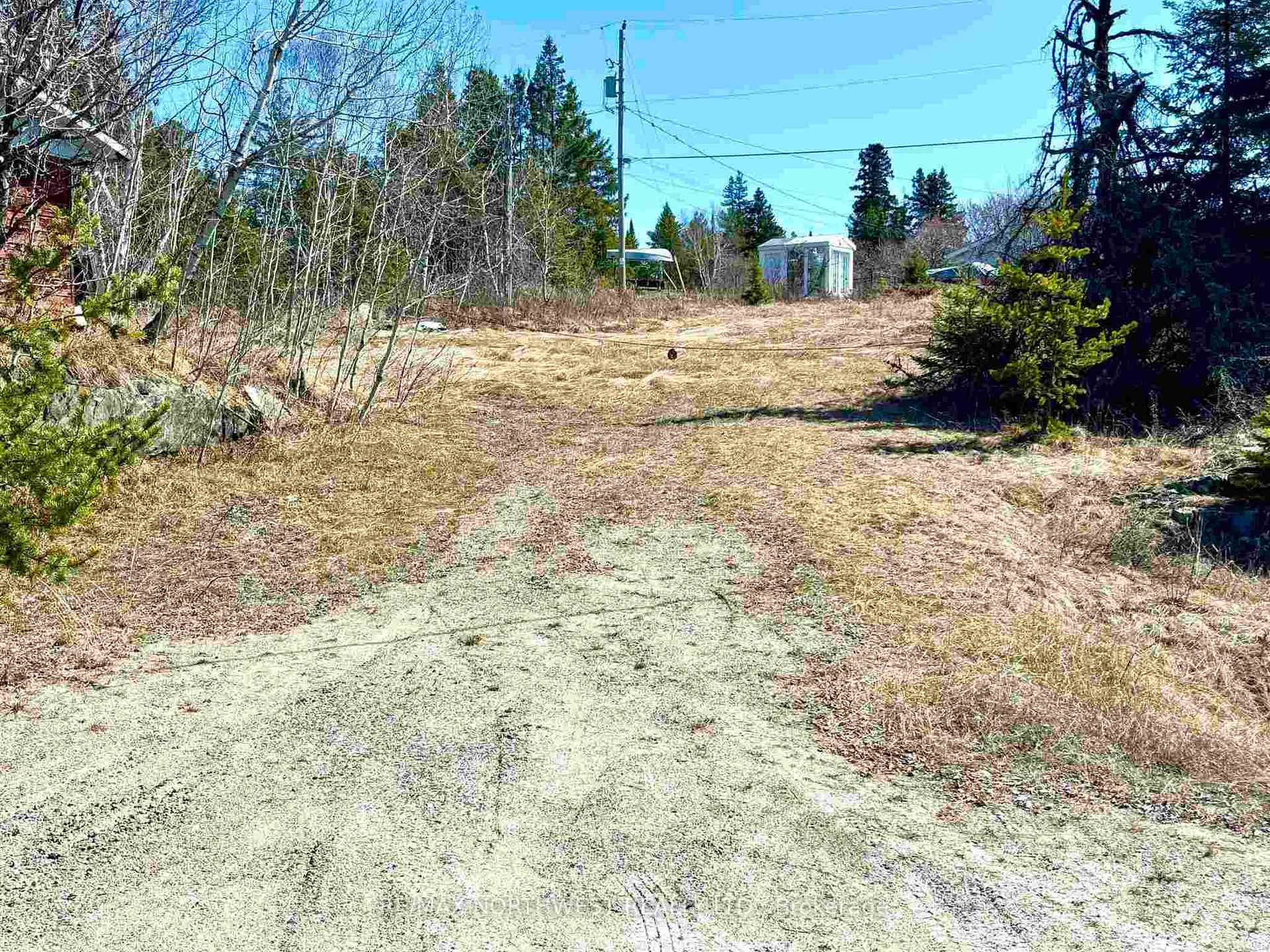 Photo 9 of 182 Darlington Drive, Kenora, Keewatin — HOMEH