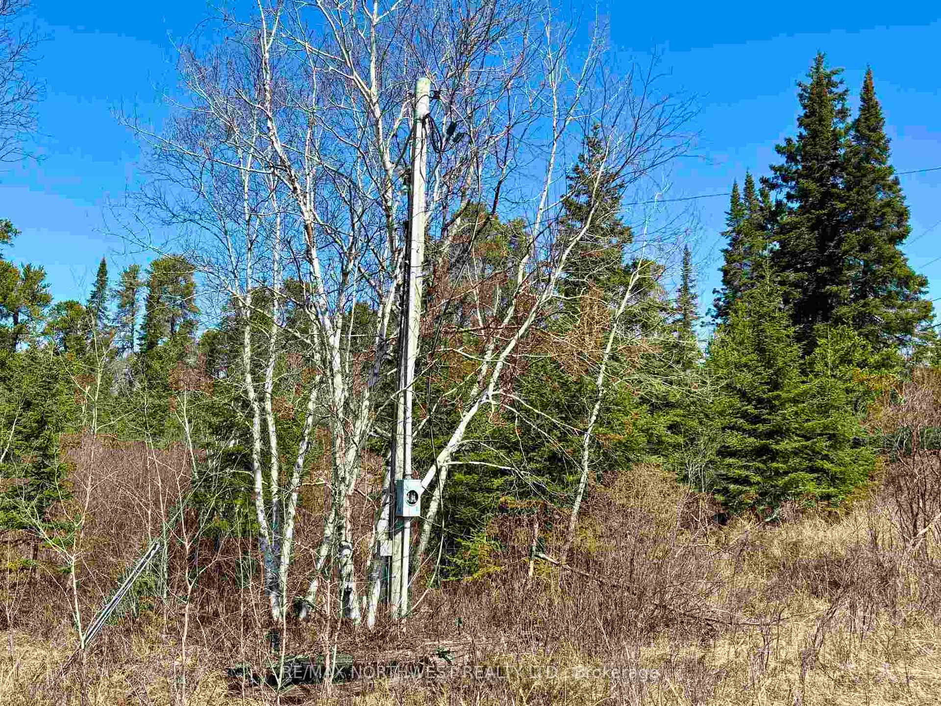 Photo 10 of 182 Darlington Drive, Kenora, Keewatin — HOMEH