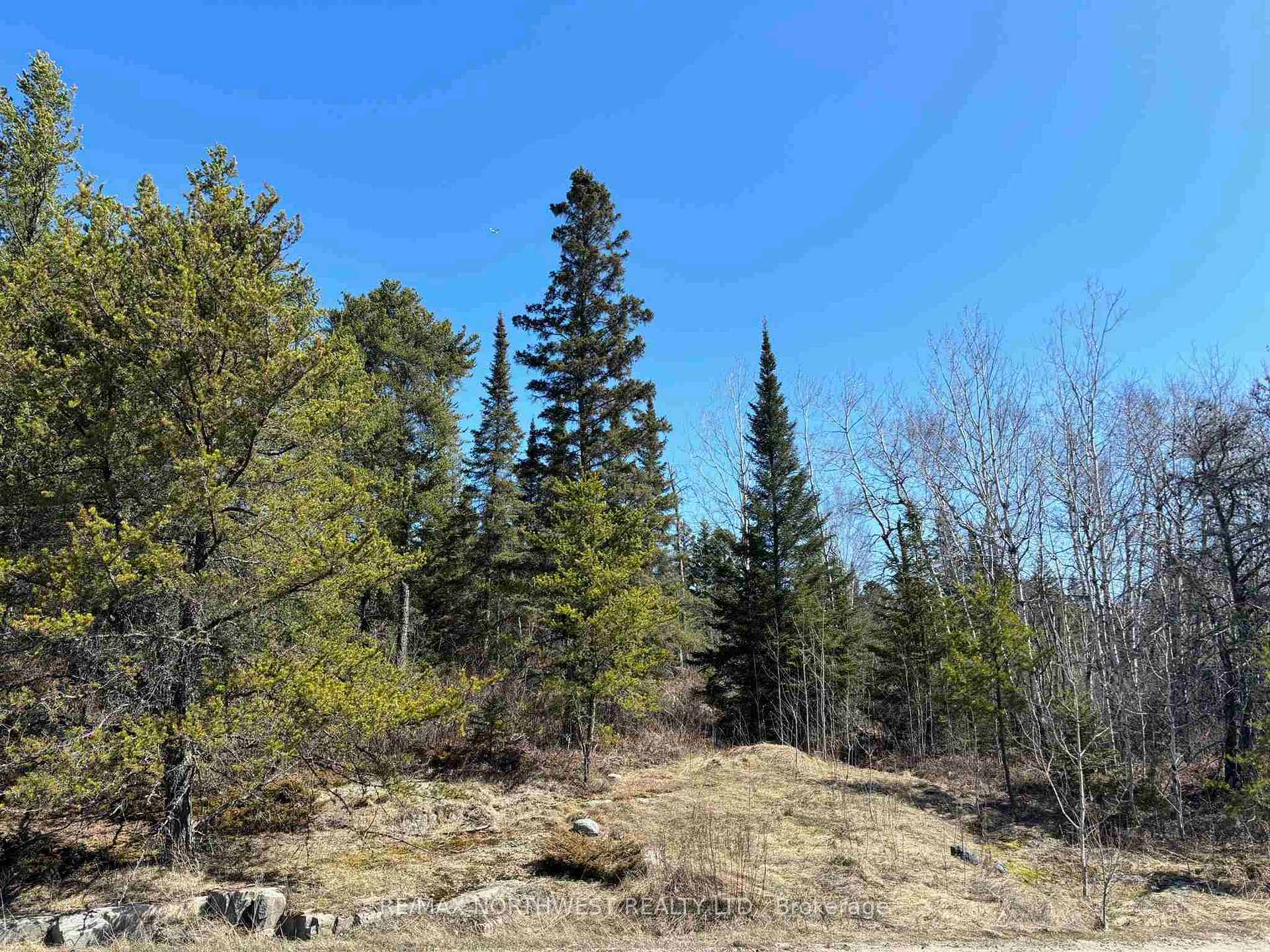 Photo 16 of 182 Darlington Drive, Kenora, Keewatin — HOMEH