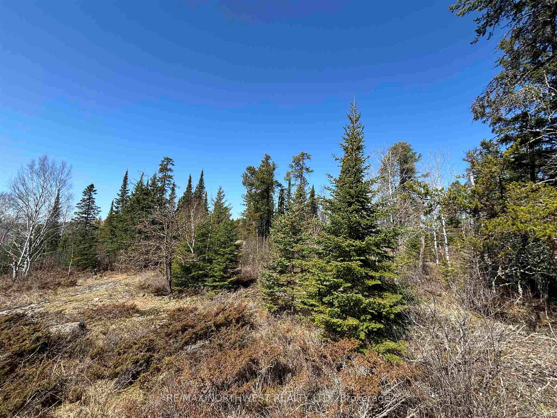 Photo 20 of 182 Darlington Drive, Kenora, Keewatin — HOMEH