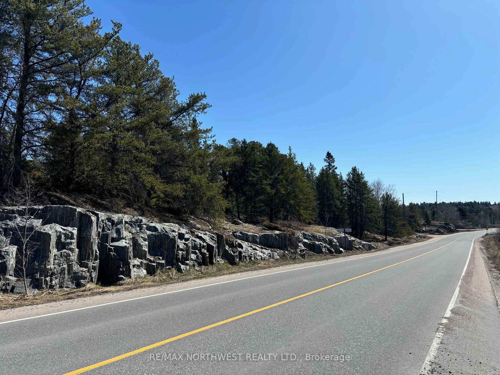 Photo 23 of 182 Darlington Drive, Kenora, Keewatin — HOMEH