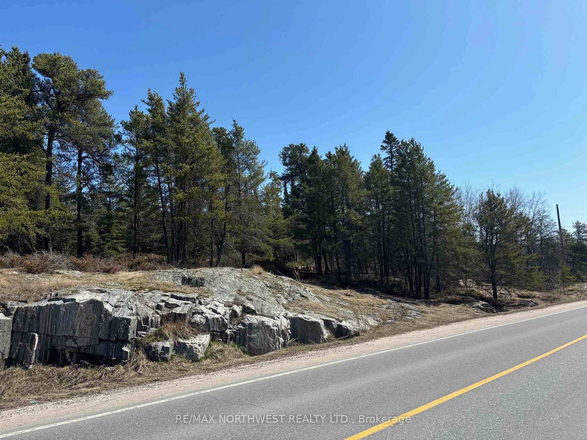 Photo 24 of 182 Darlington Drive, Kenora, Keewatin — HOMEH