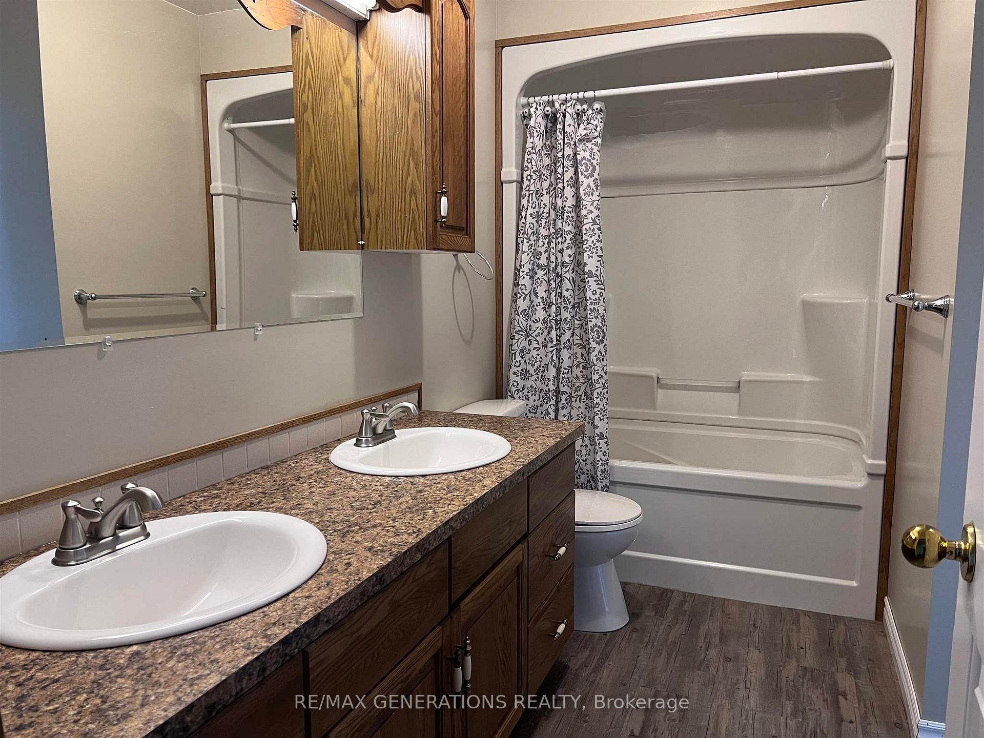Photo 11 of 38 LaVerendrye Crescent, Marathon — HOMEH