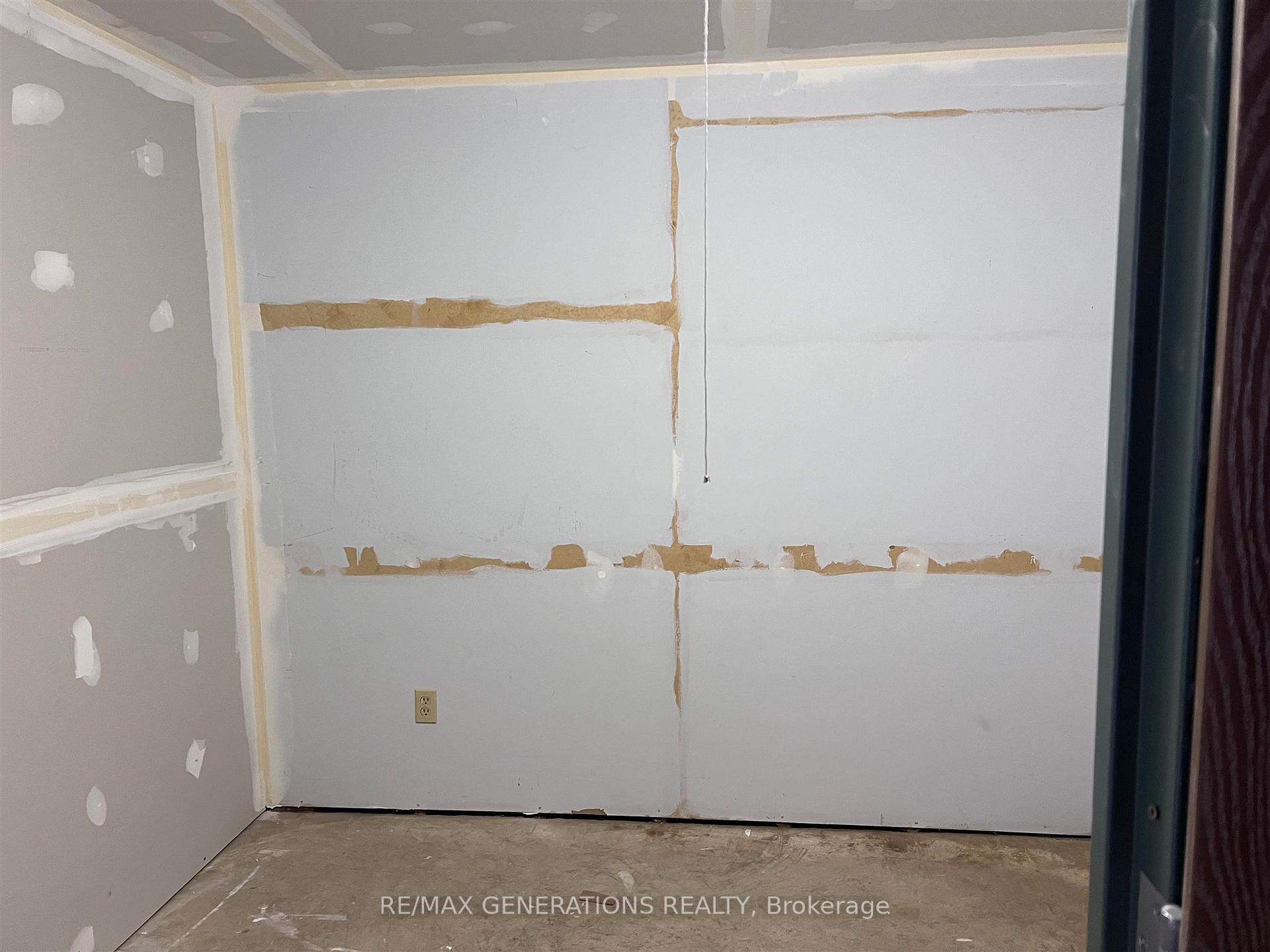 Photo 21 of 38 LaVerendrye Crescent, Marathon — HOMEH