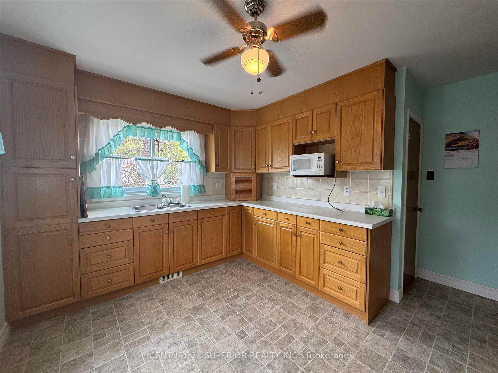 Photo 3 of 20 Falcon Drive, Manitouwadge — HOMEH