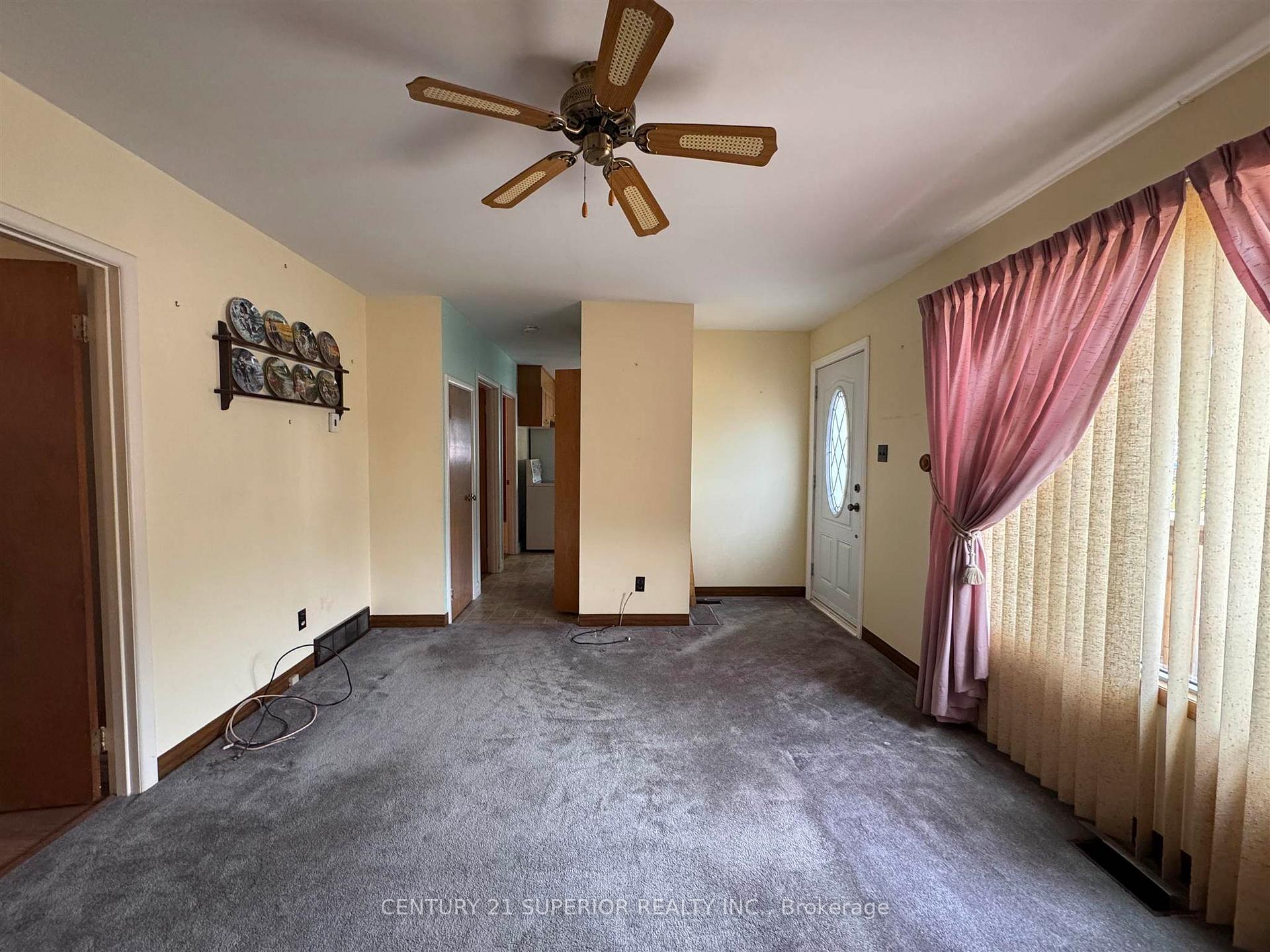 Photo 8 of 20 Falcon Drive, Manitouwadge — HOMEH