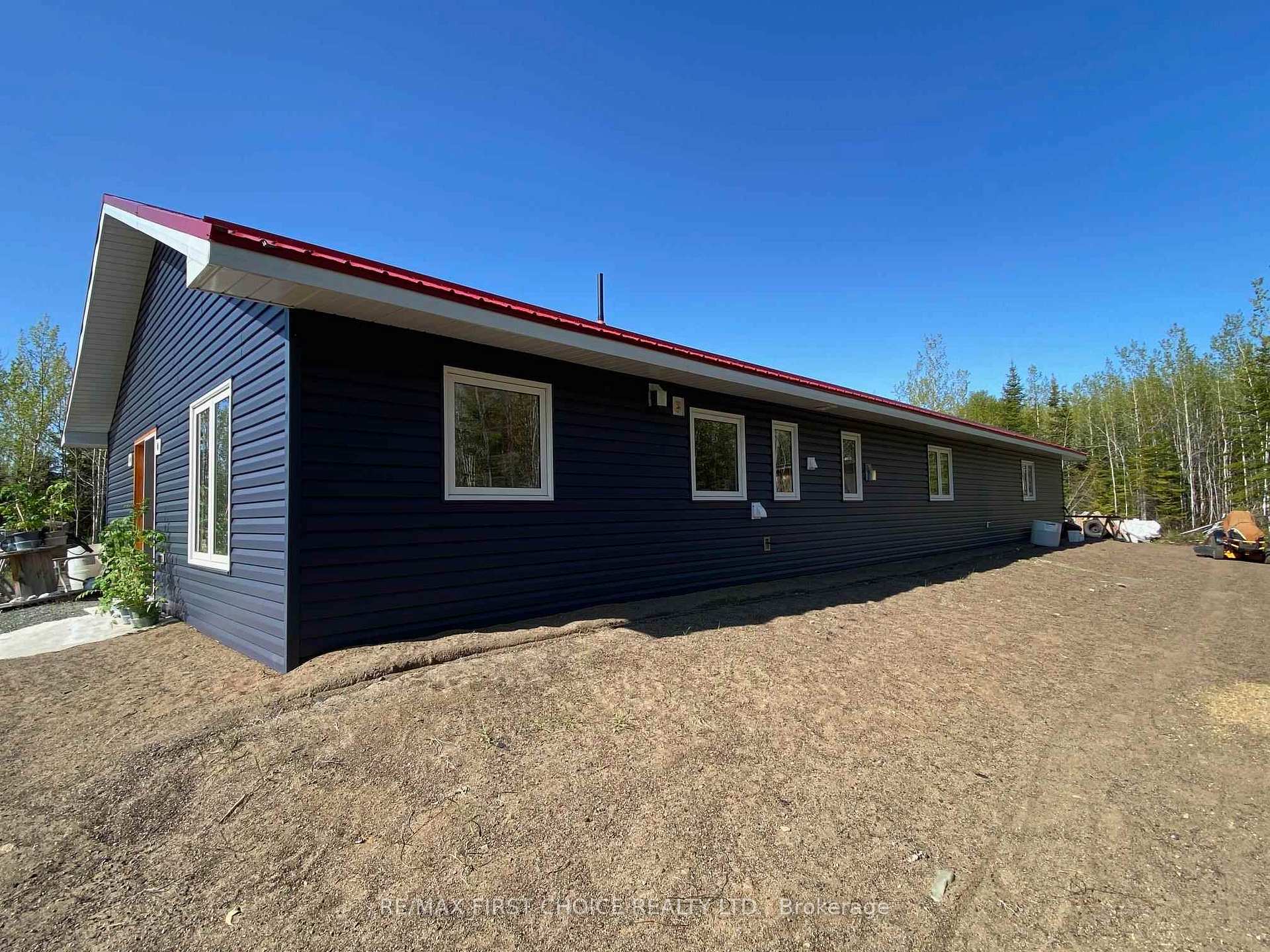 Photo 2 of 1531 Sturgeon Bay Road, Neebing, Blake — HOMEH