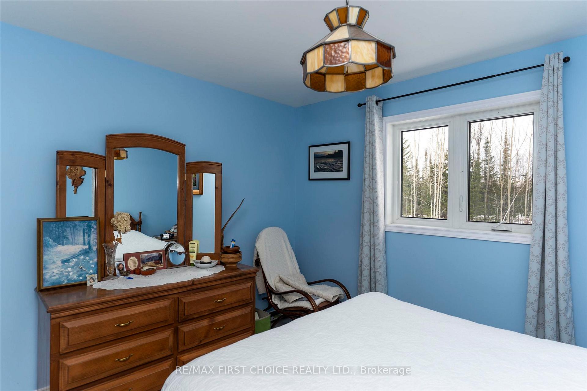 Photo 15 of 1531 Sturgeon Bay Road, Neebing, Blake — HOMEH