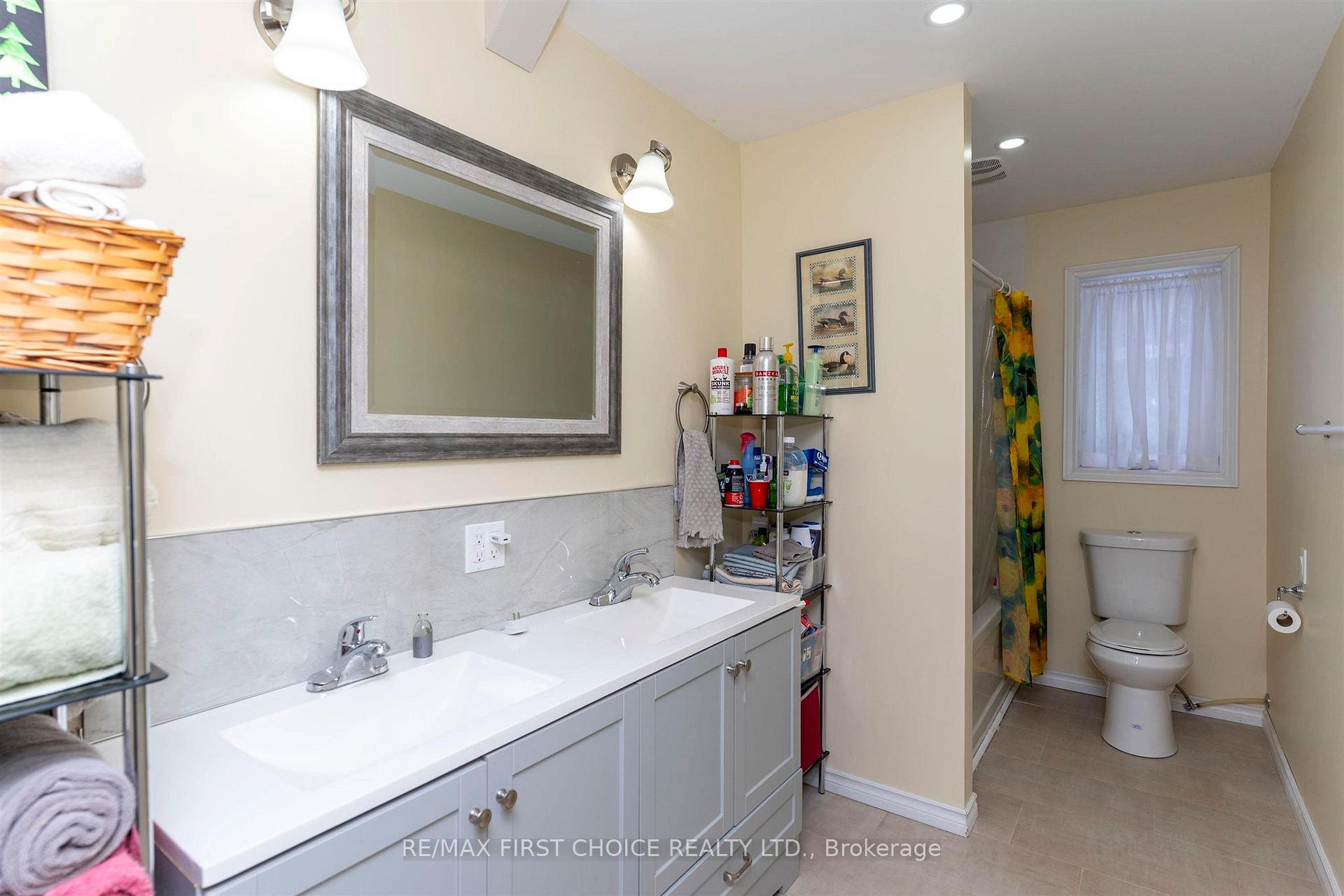 Photo 16 of 1531 Sturgeon Bay Road, Neebing, Blake — HOMEH