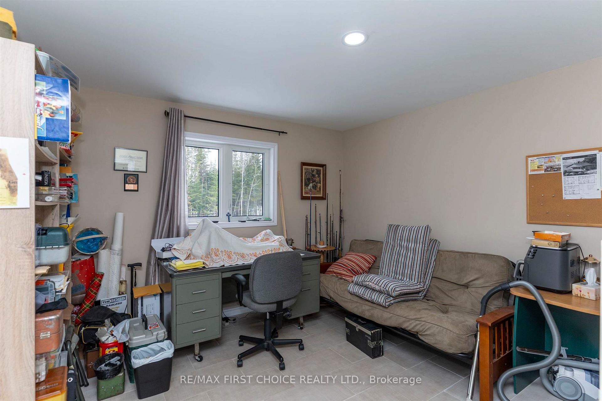 Photo 18 of 1531 Sturgeon Bay Road, Neebing, Blake — HOMEH