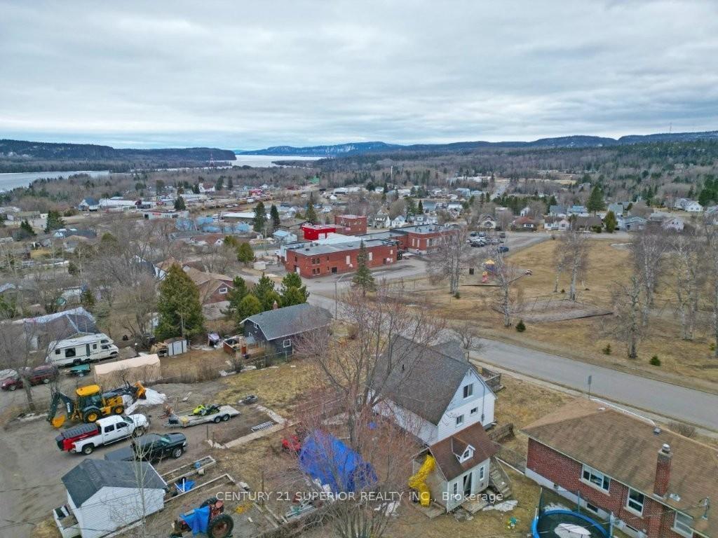 Photo 49 of 141 McKirdy Ave, Nipigon — HOMEH