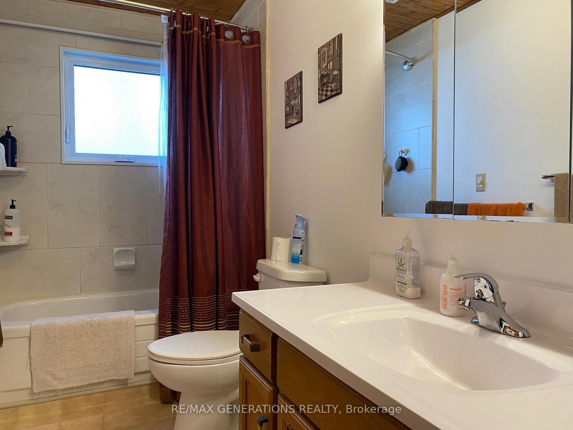 Photo 19 of 141 Sunset Drive, Schreiber — HOMEH